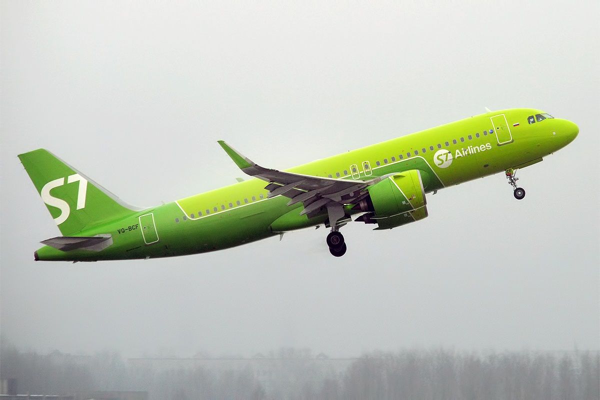 S7 Airlines A320neo 