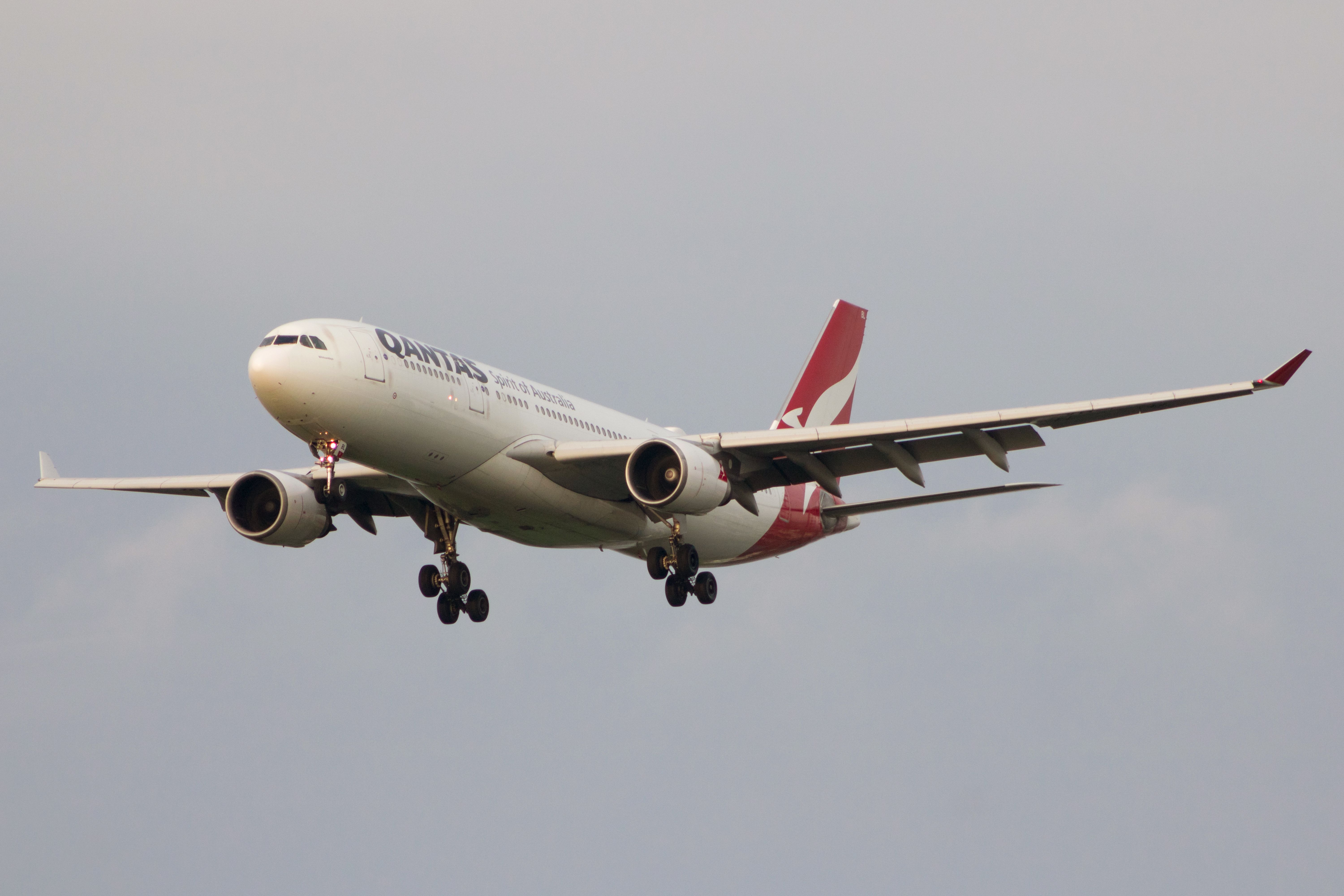 Qantas A330-200 VH-EBF.