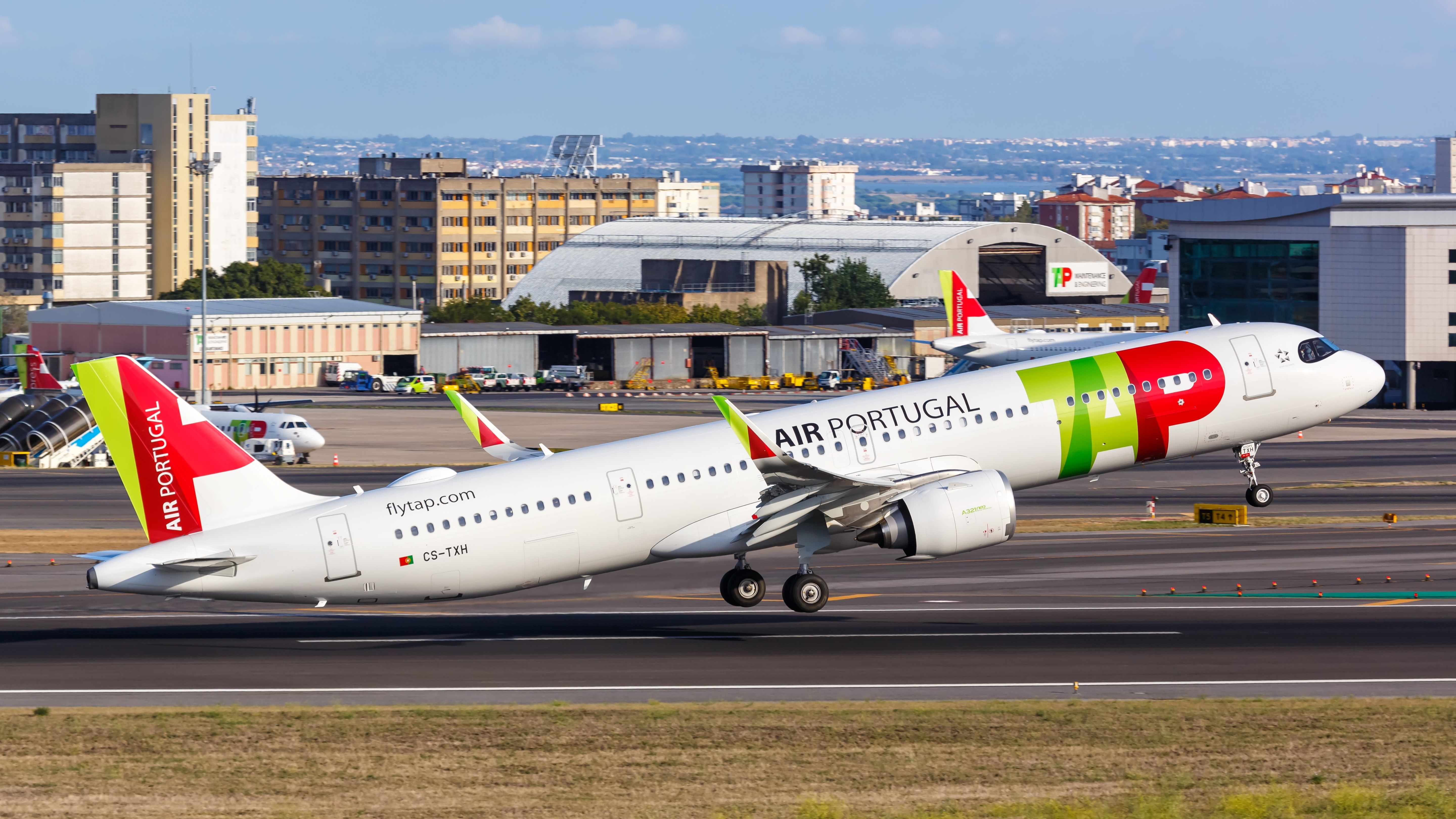 shutterstock_2054076590 - 16--9 of Lisbon, Portugal - September 24, 2021: TAP Air Portugal Airbus A321neo airplane at Lisbon airport (LIS) in Portugal.