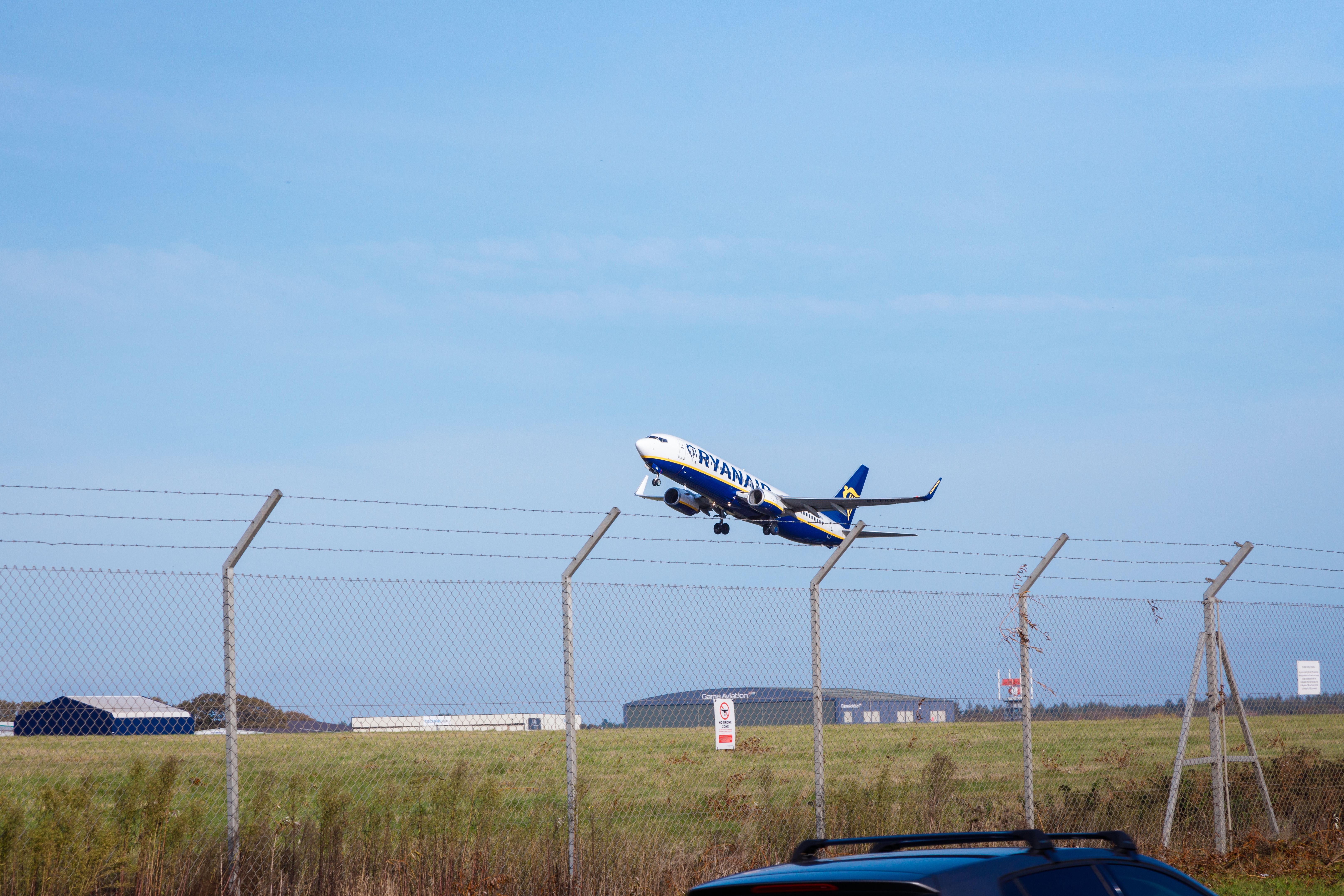 Ryanair Boeing 737 taking off from Bournemouth