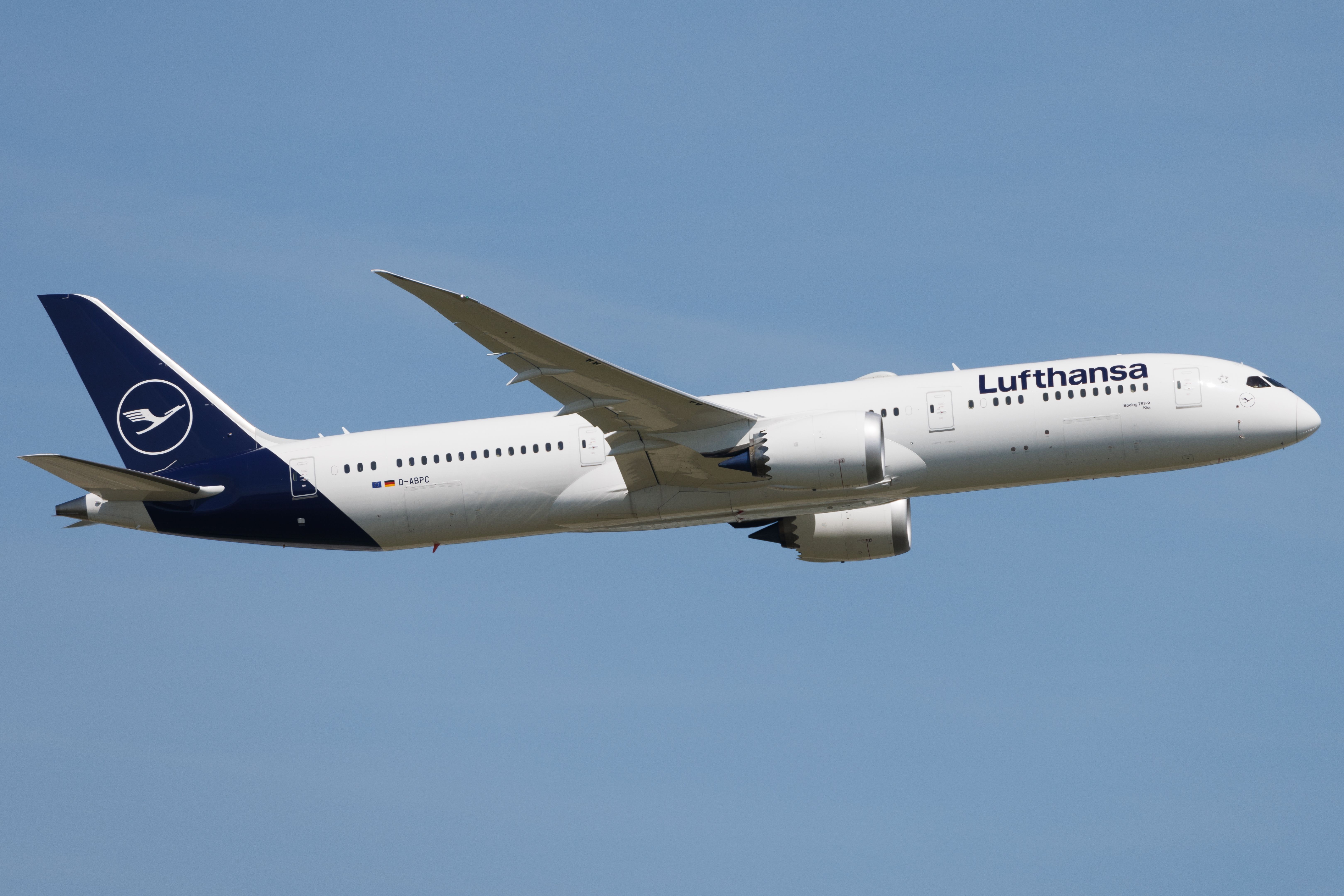 Lufthansa Boeing 787 Dreamliner 