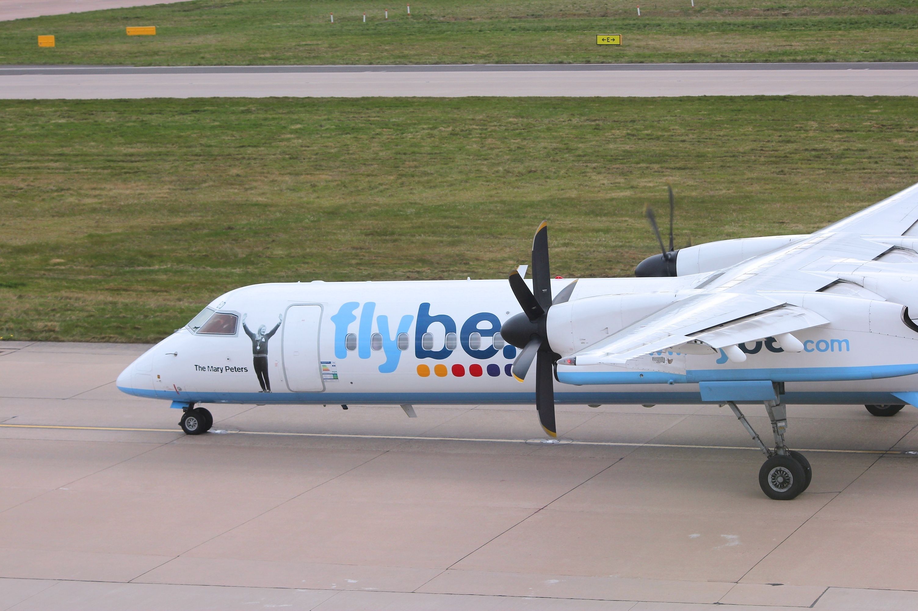 Flybe Dash 8