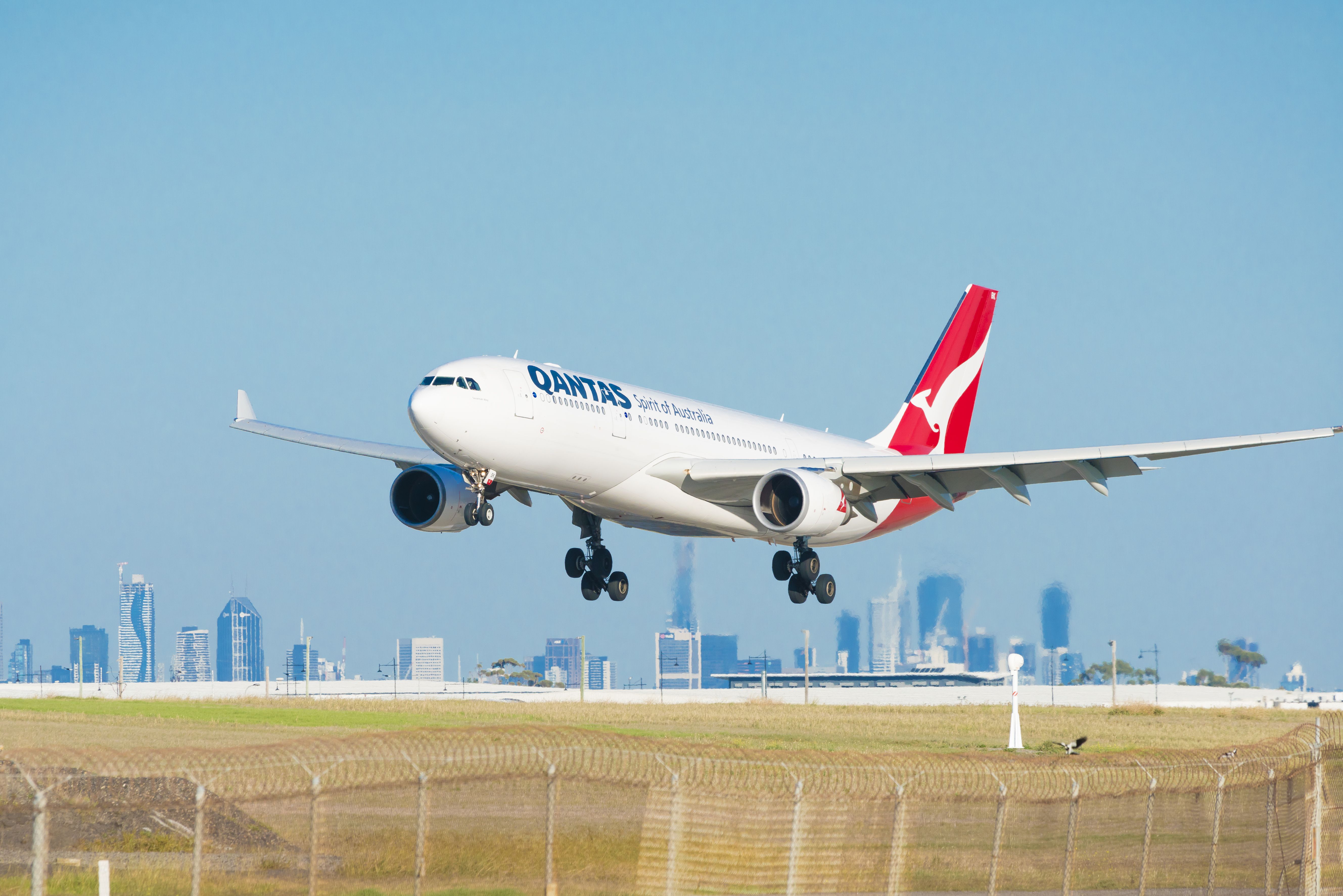 Qantas A330 landing at Melbourne Airport.
