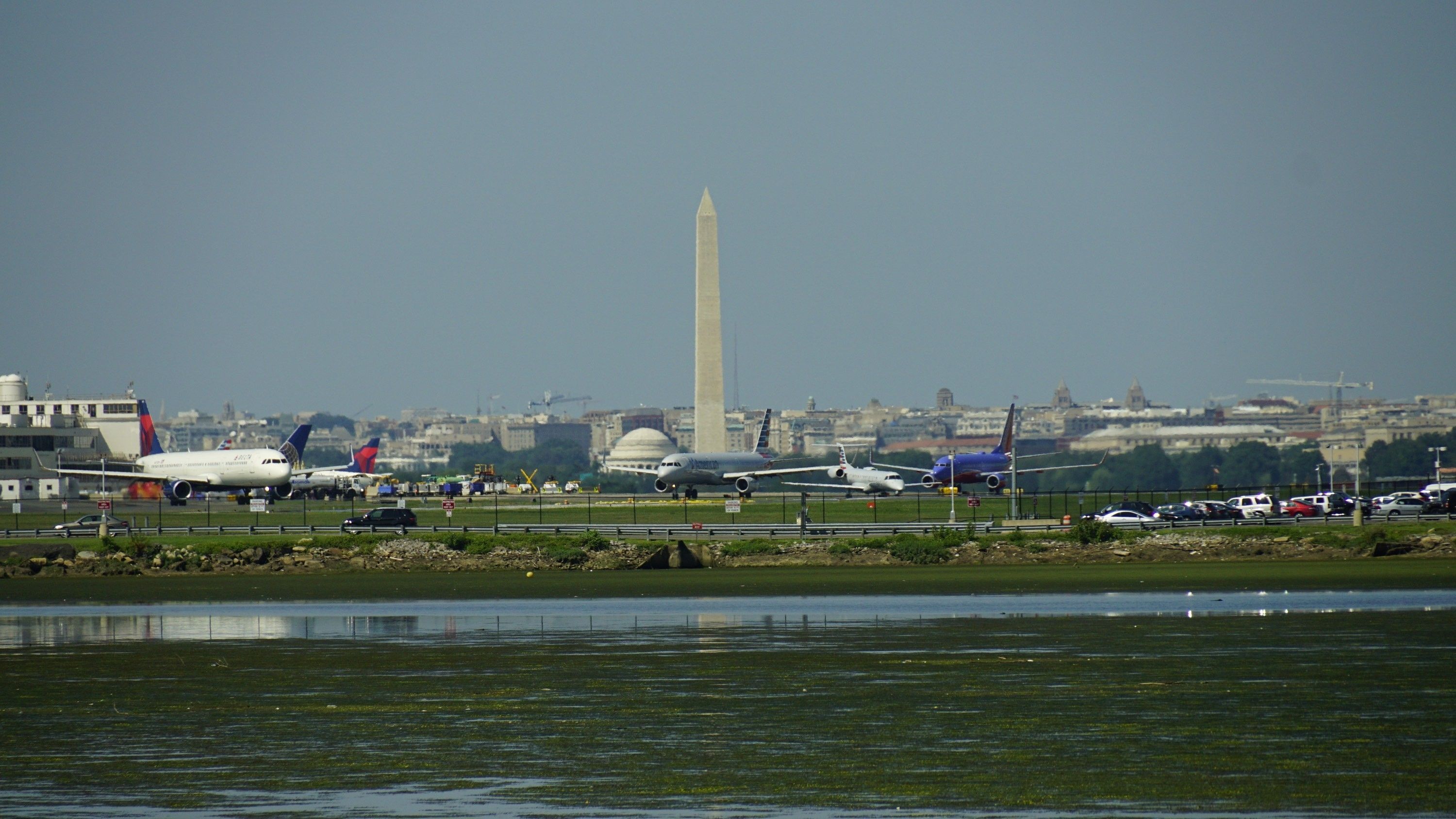 Multiple planes on the ground at DCA.