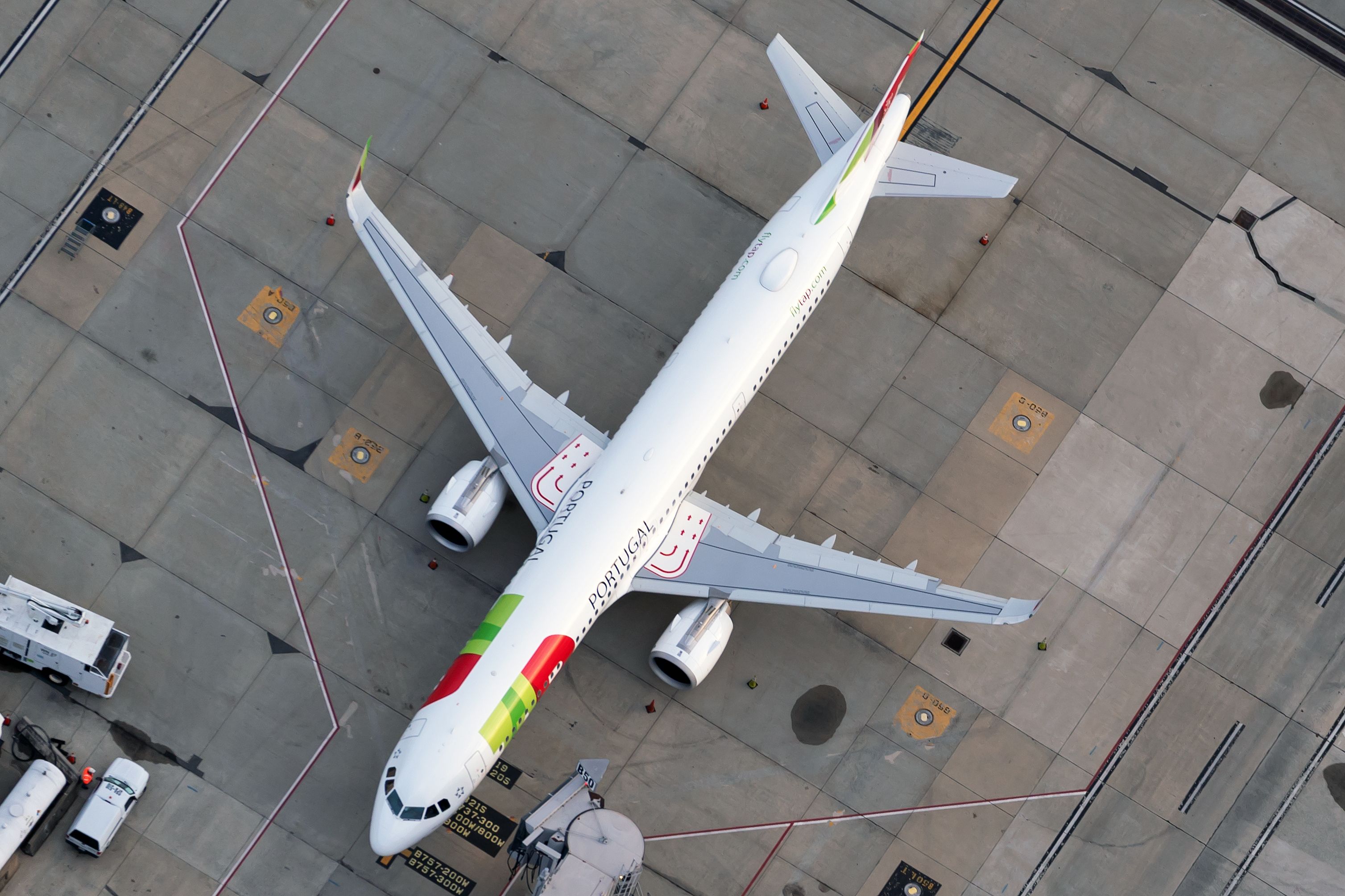 A TAP Air Portugal Airbus A321.