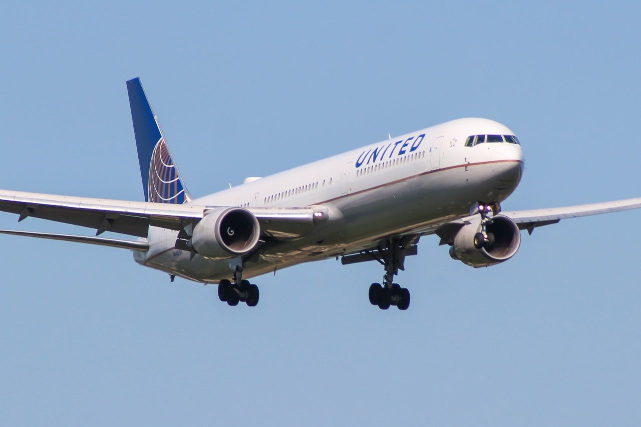 聯合767-400er著陸