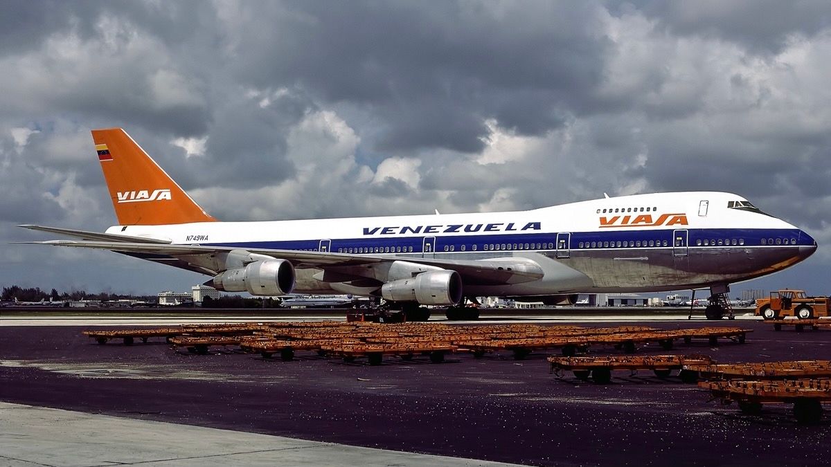VIASA Boeing 747-200