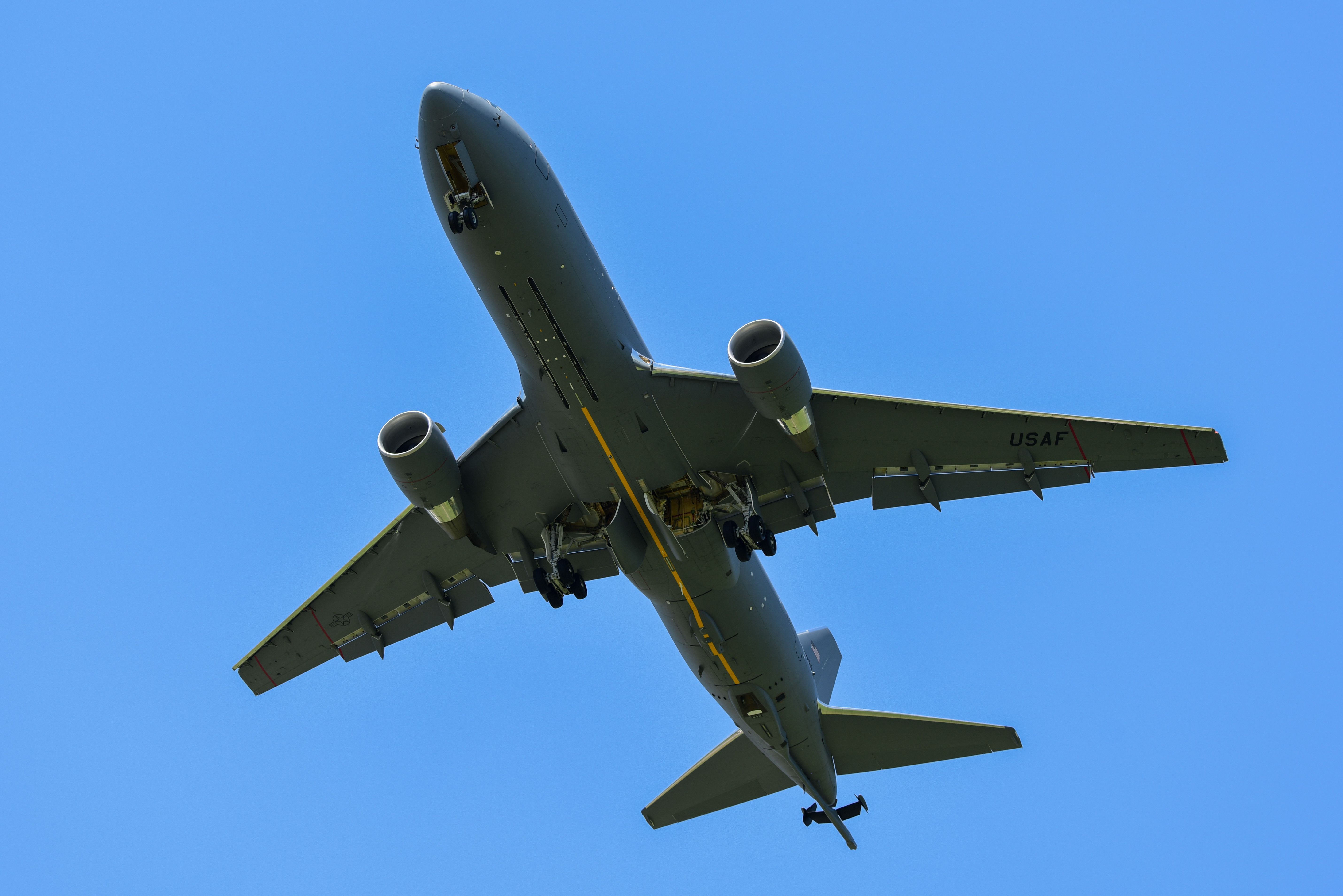 A USAF Boeing KC-46 flying overhead.