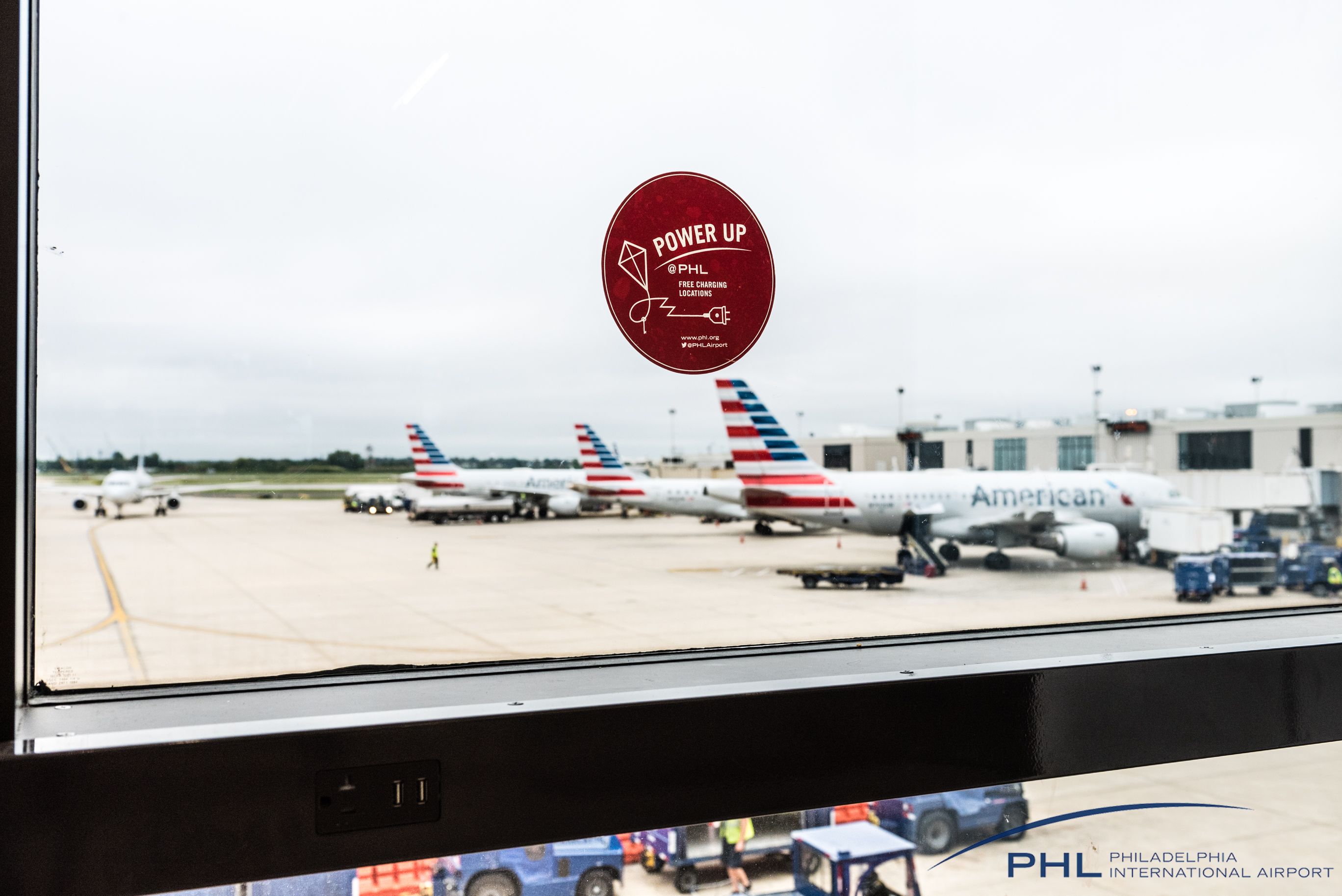 PHILADELPHIA INTERNATIONAL AIRPORT CHECK IN TIME visual data 4