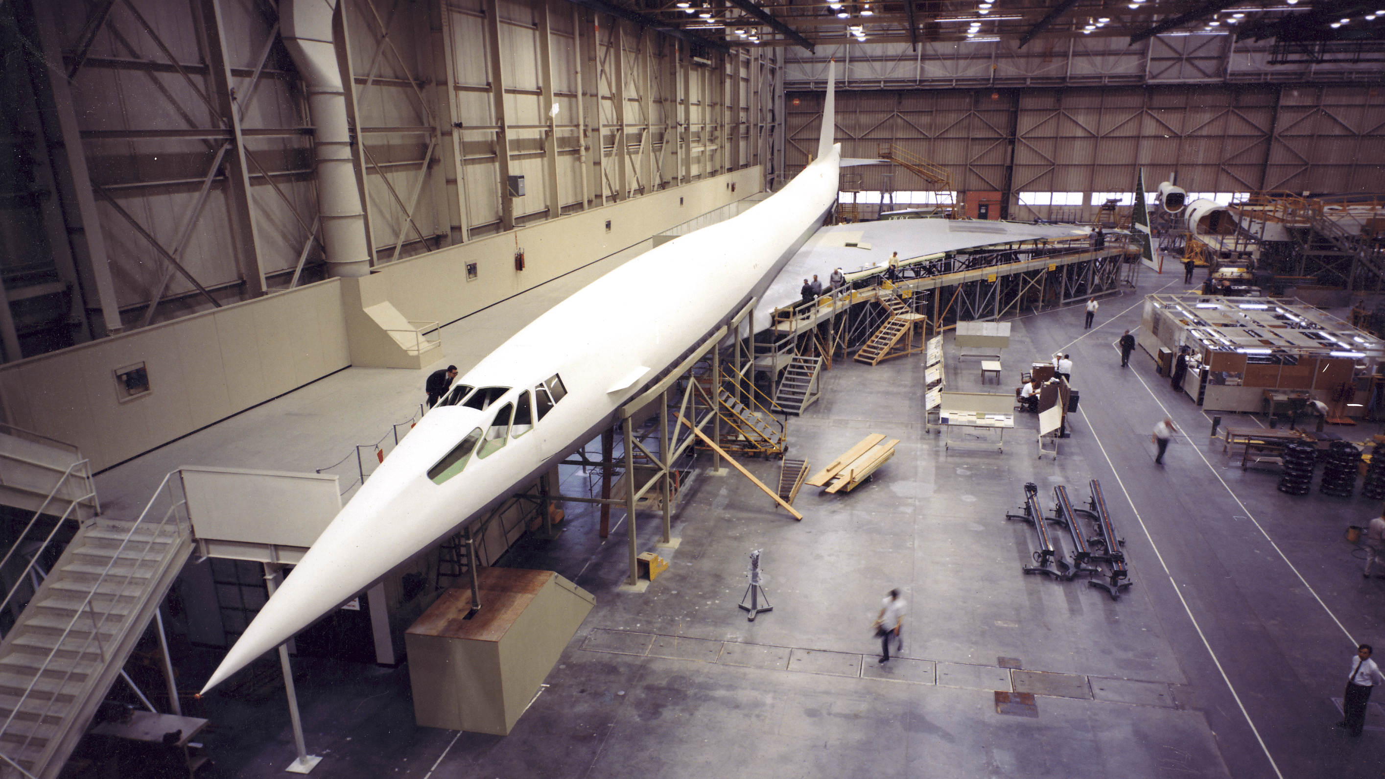 An incomplete Boeing 2707 in a hangar.