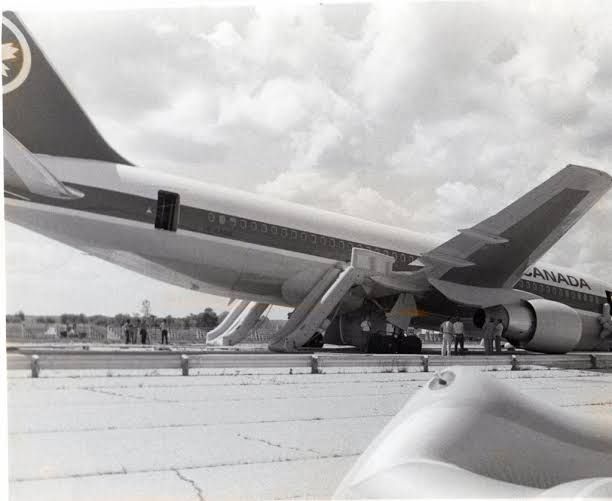 Air Canada Flight 143 after emergency landing