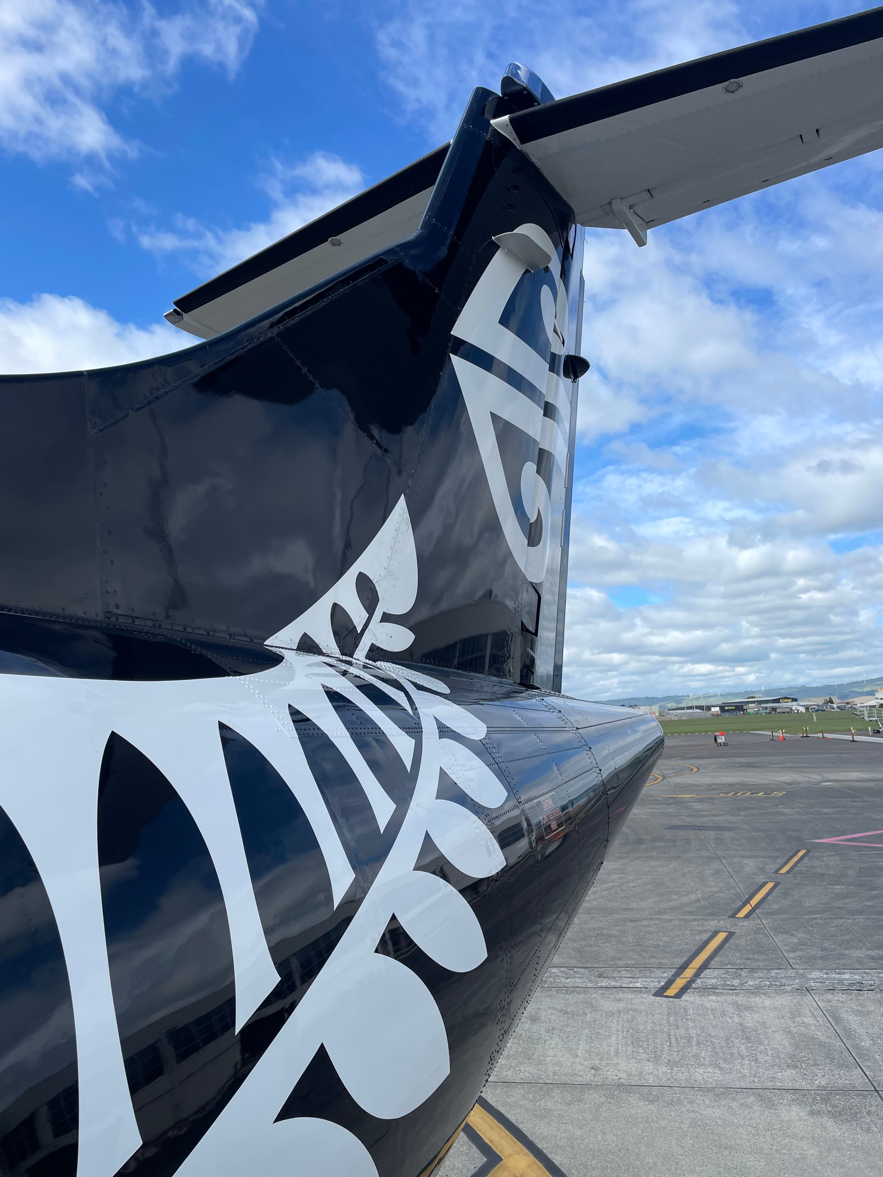 Air New Zealand ATR72 Tail-1