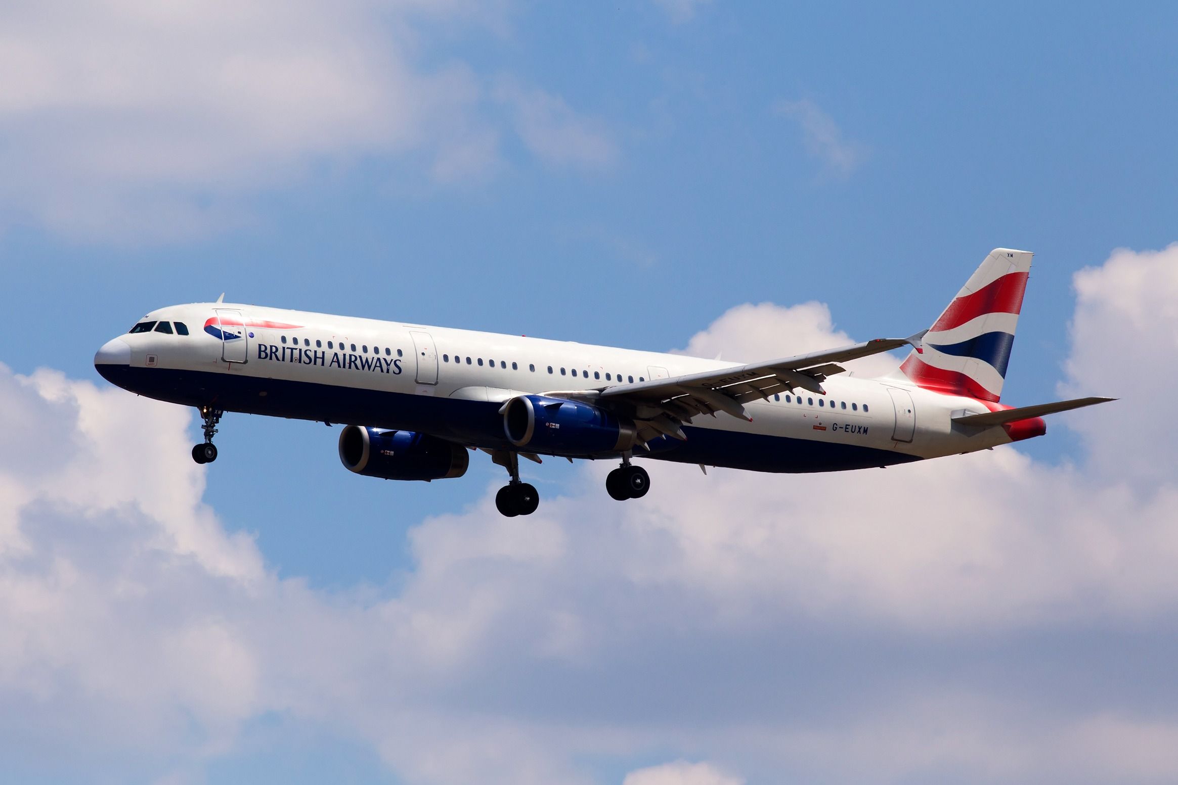 British Airways Airbus A321 on approach