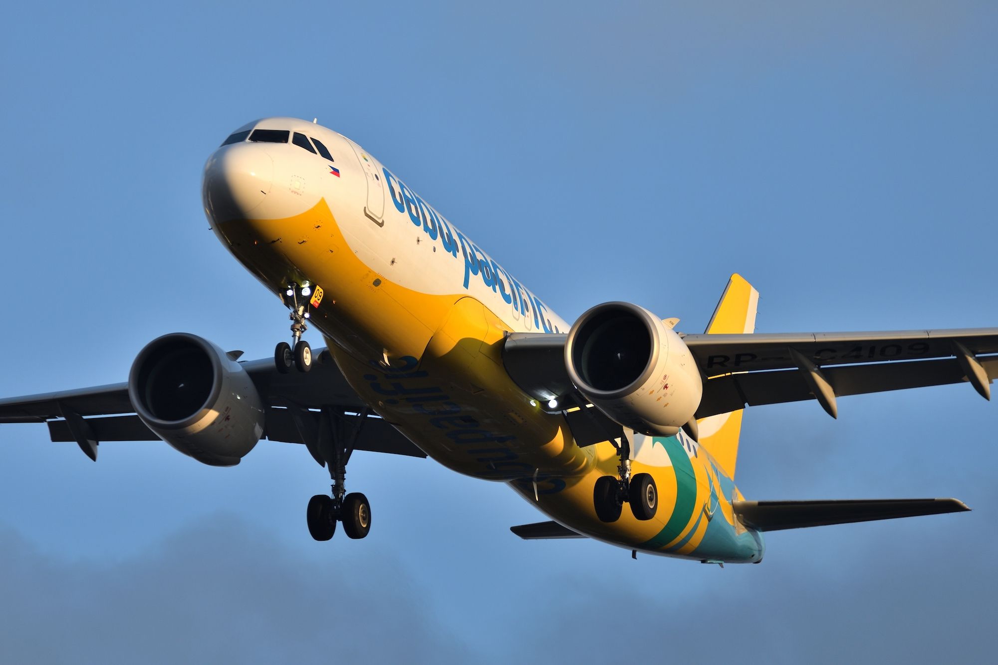 Cebu Pacific Airbus A320neo on approach