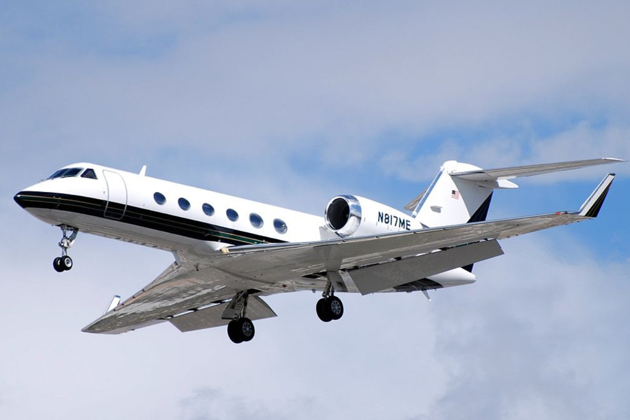 Gulfstream Aerospace G-IV Gulfstream (thumbnail)