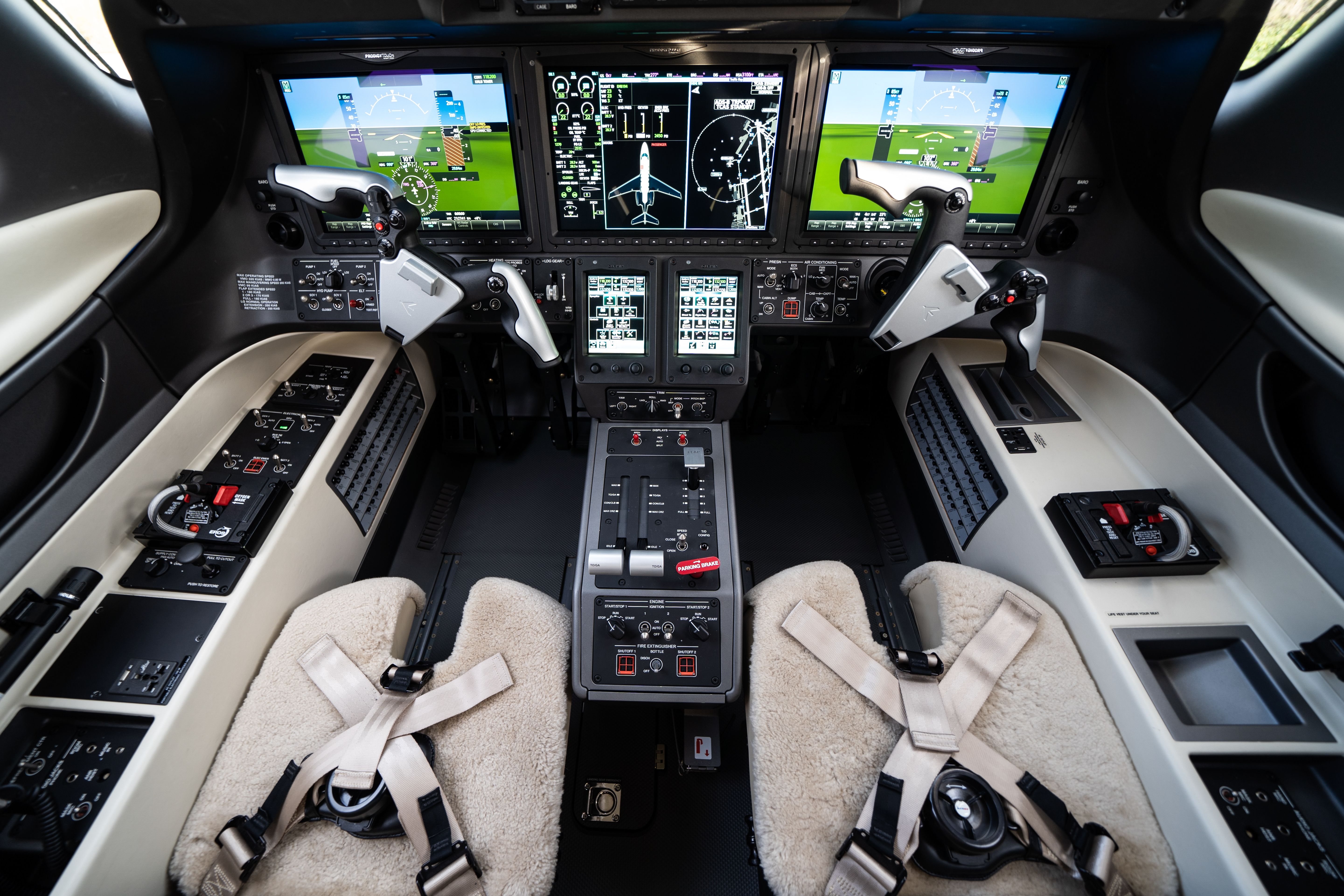 5 cosas que necesitas saber sobre el Embraer Phenom 300E