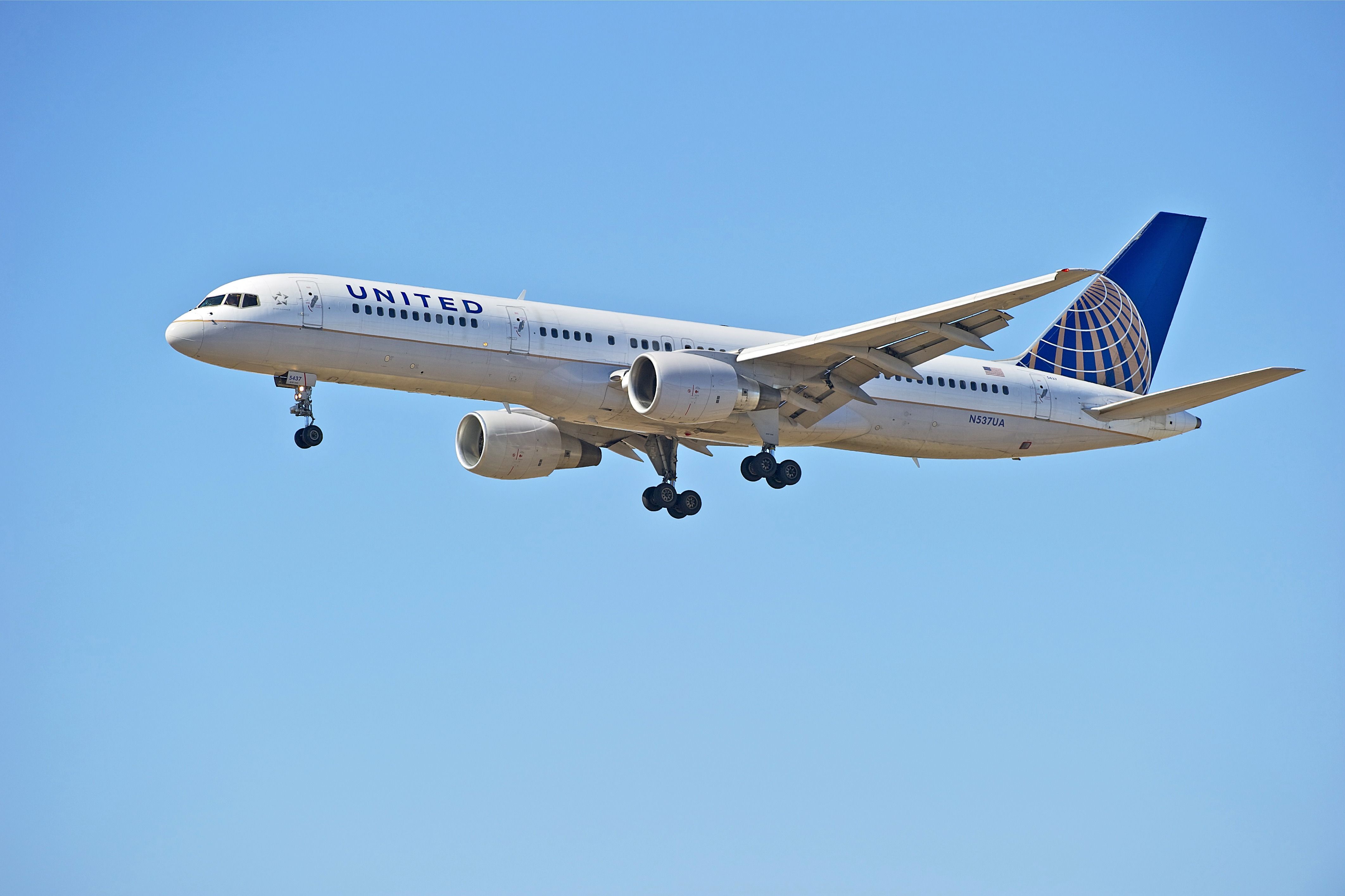 United Airlines Boeing 757-200 LAX (1)