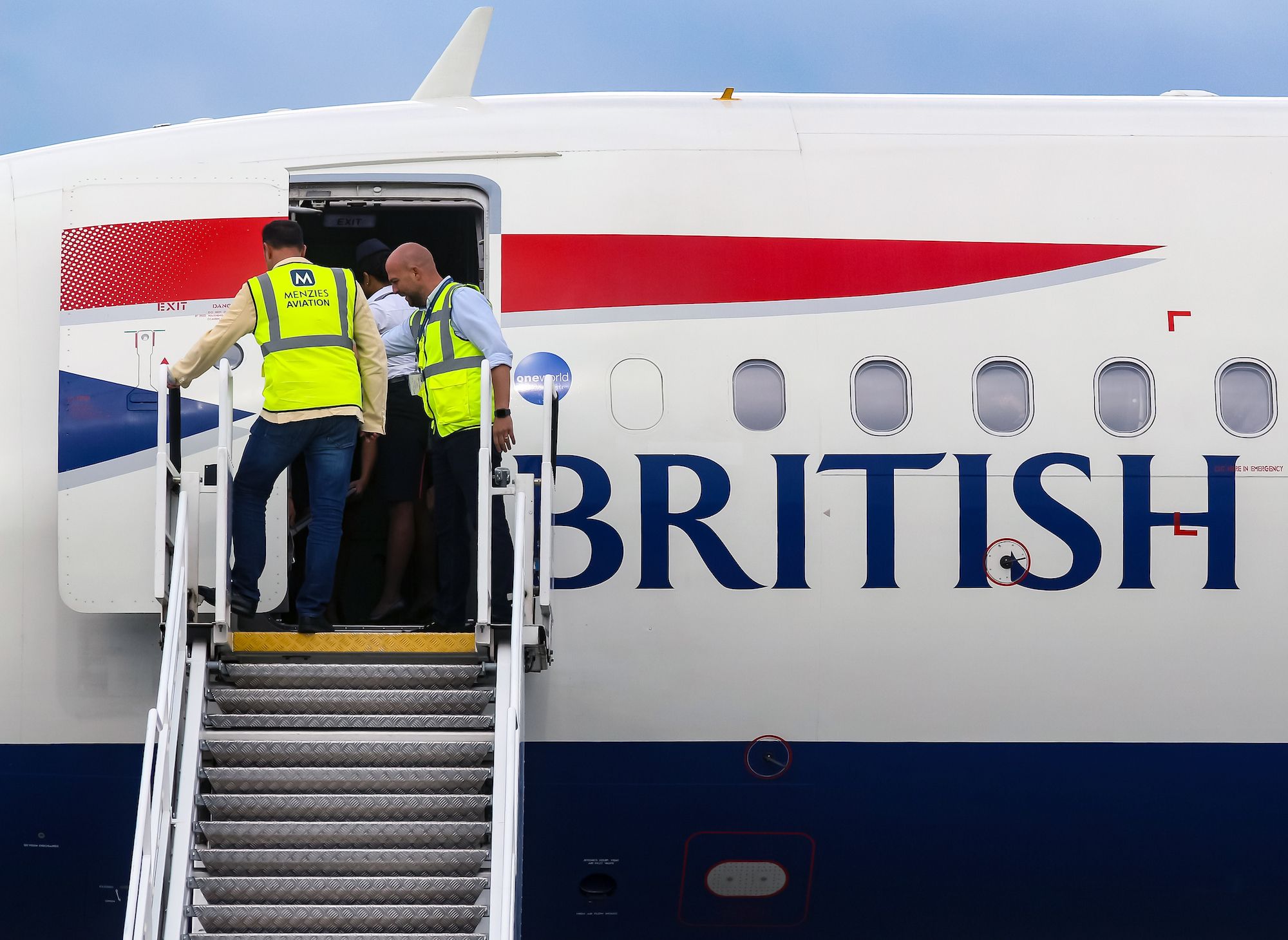 Ramp staff onboard a British Airways Airbus A321 aircraft