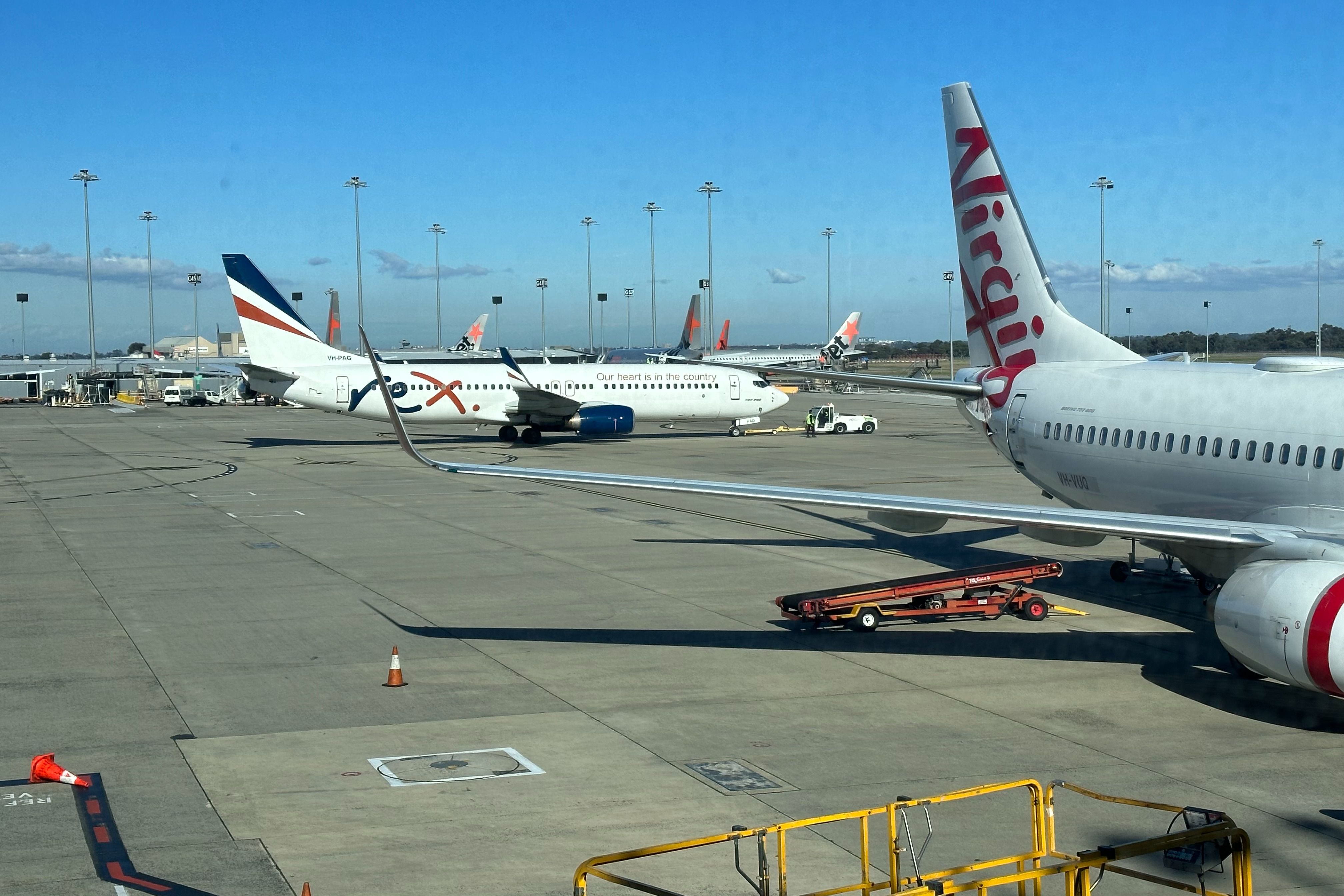 Rex Boeing 737-800 Melbourne Airport 
