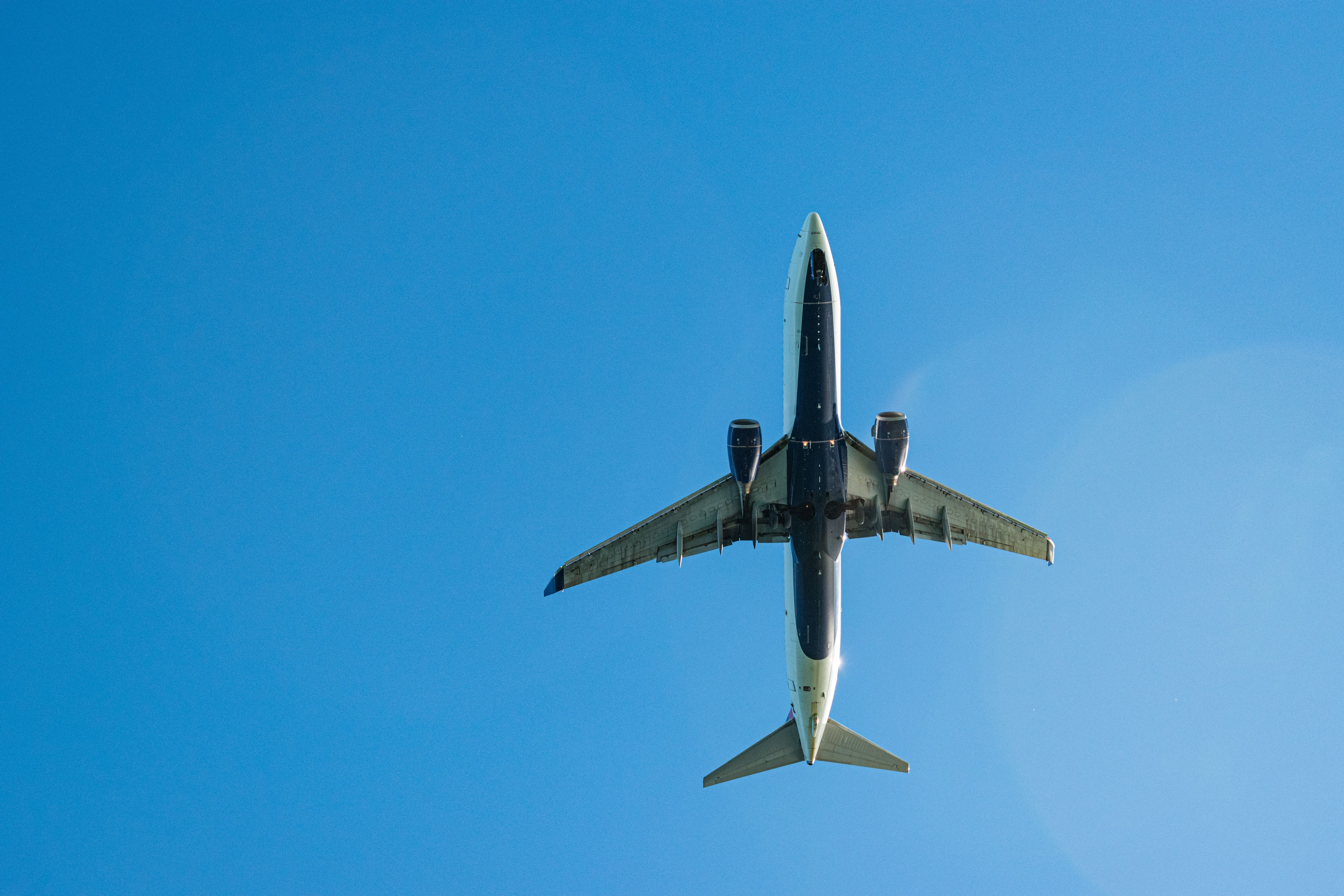 Boeing 787-800NG Overhead