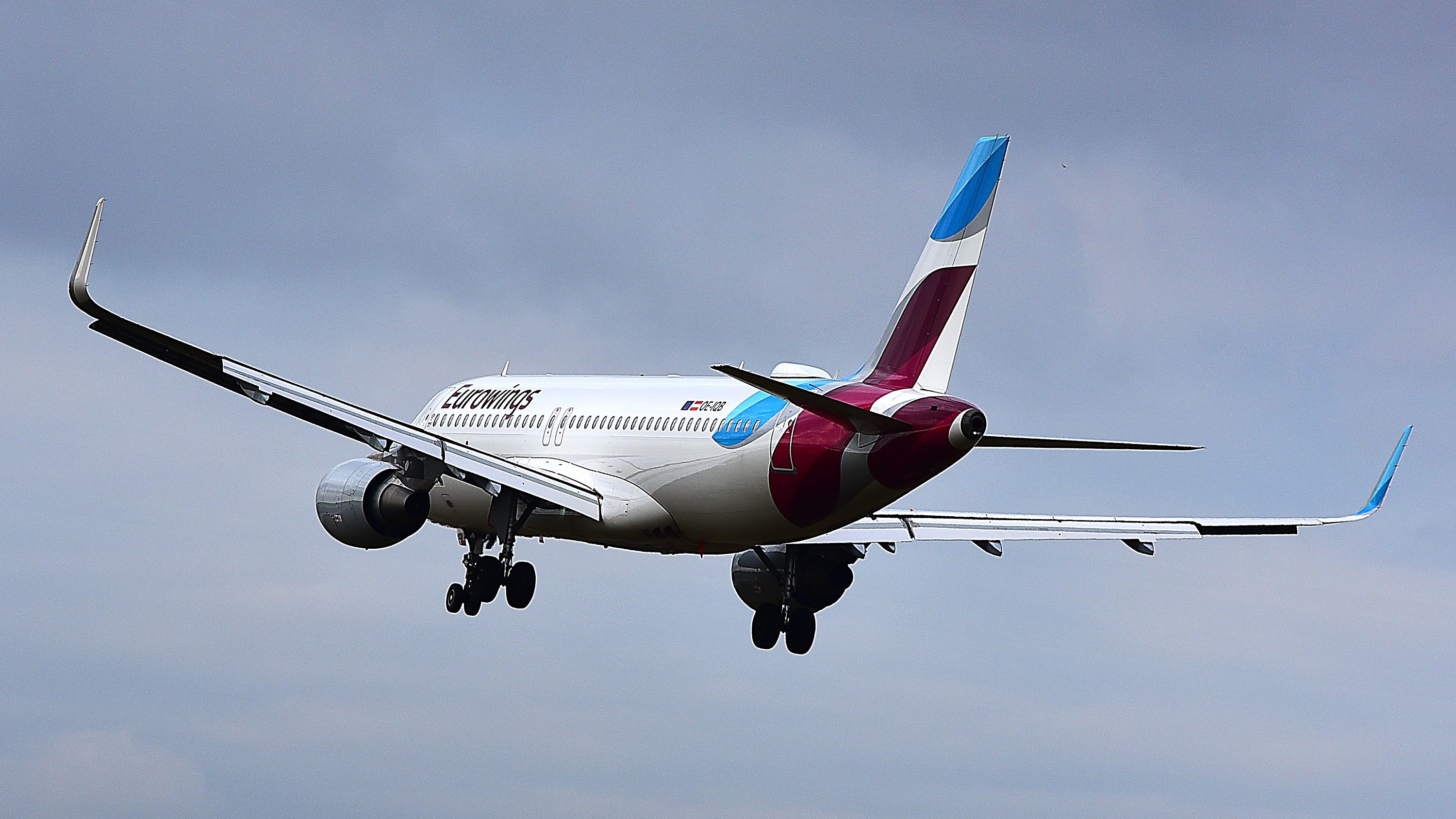 Eurowings Airbus A320 landing at Frankfurt Airport