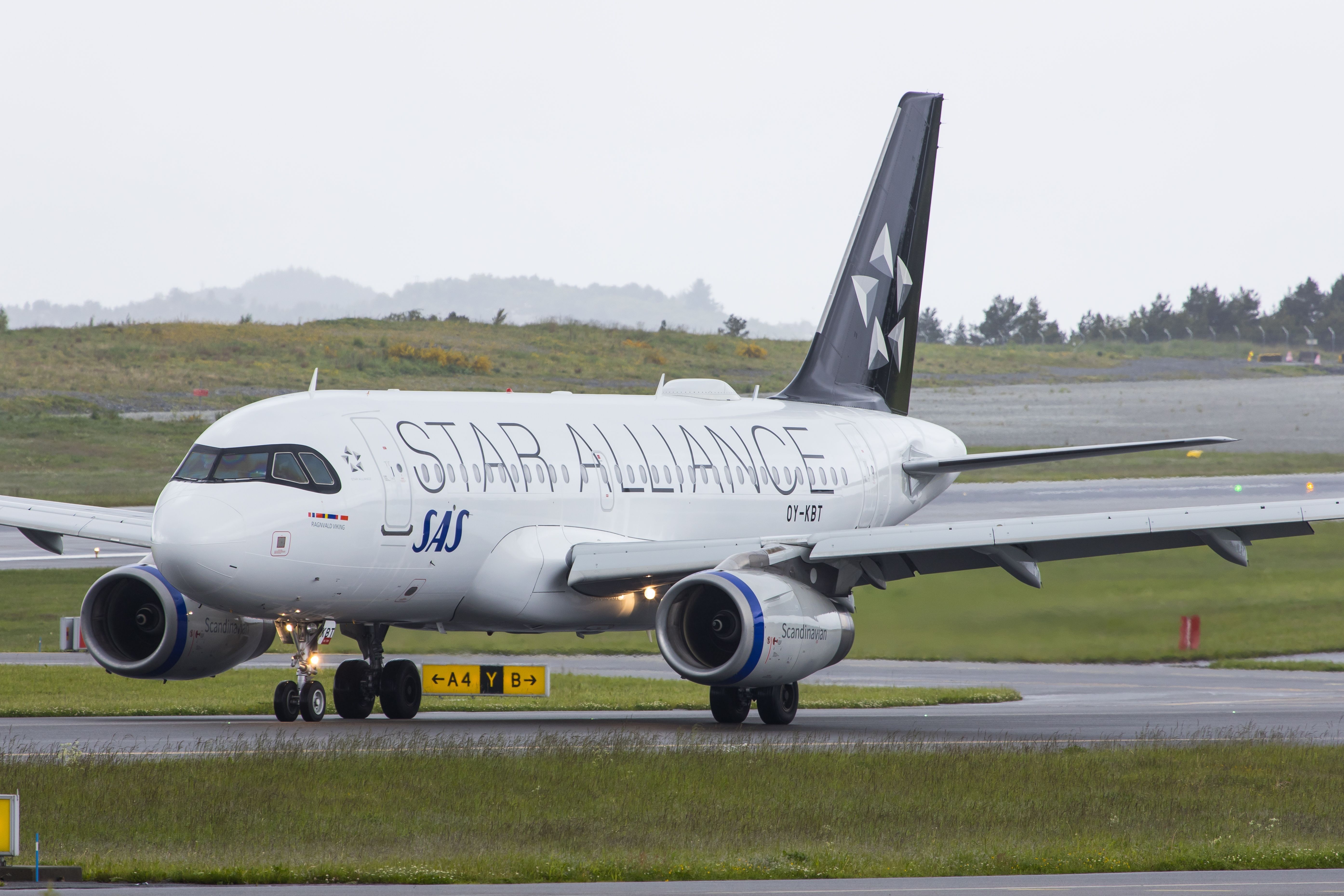 Star Alliance SAS Airbus A320