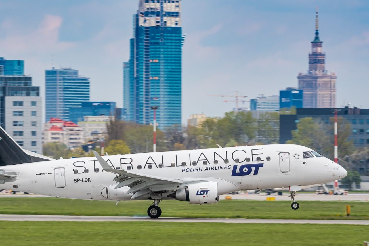 LOT Polish Airlines Star Alliance Livery Embraer E170.