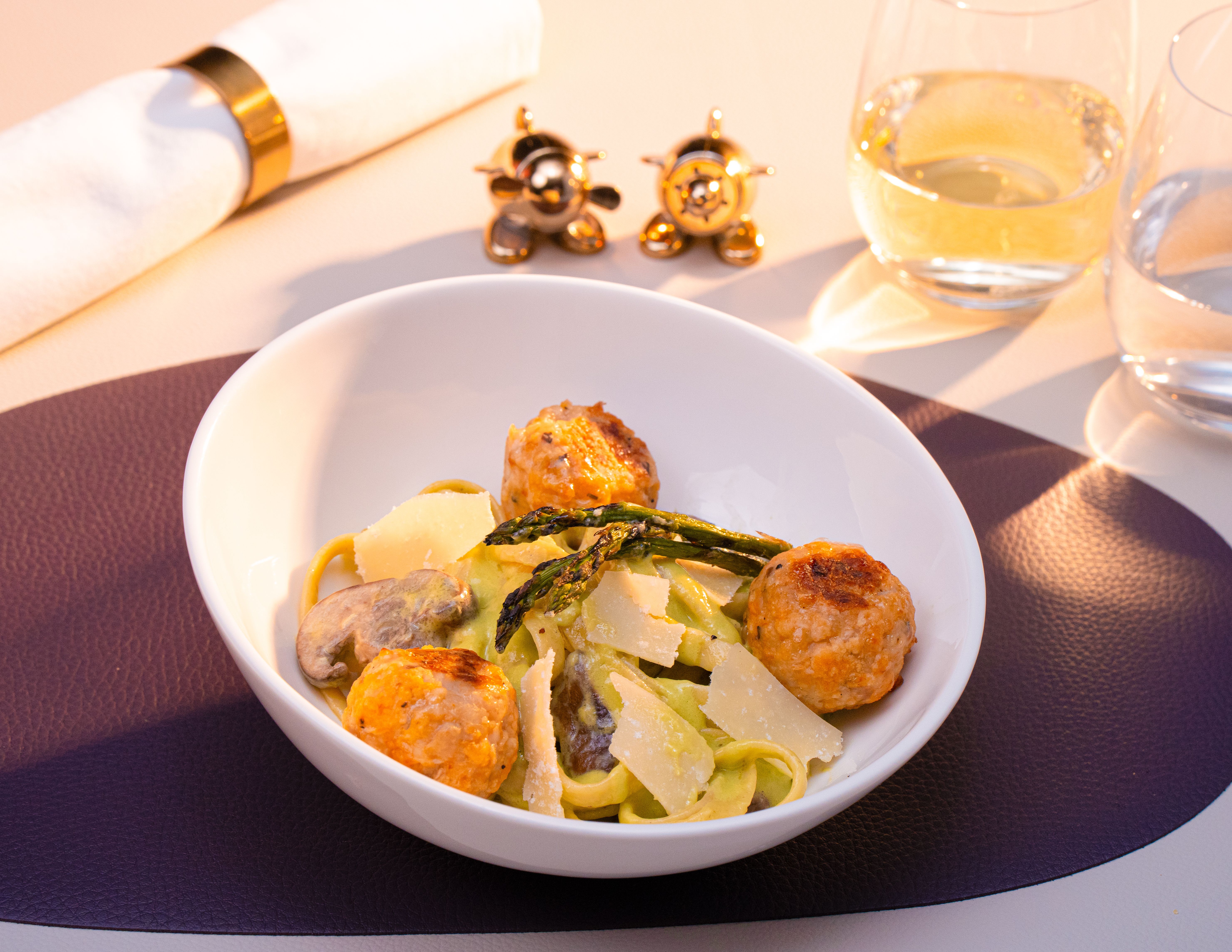 Upper Class_Chicken truffle meatballs