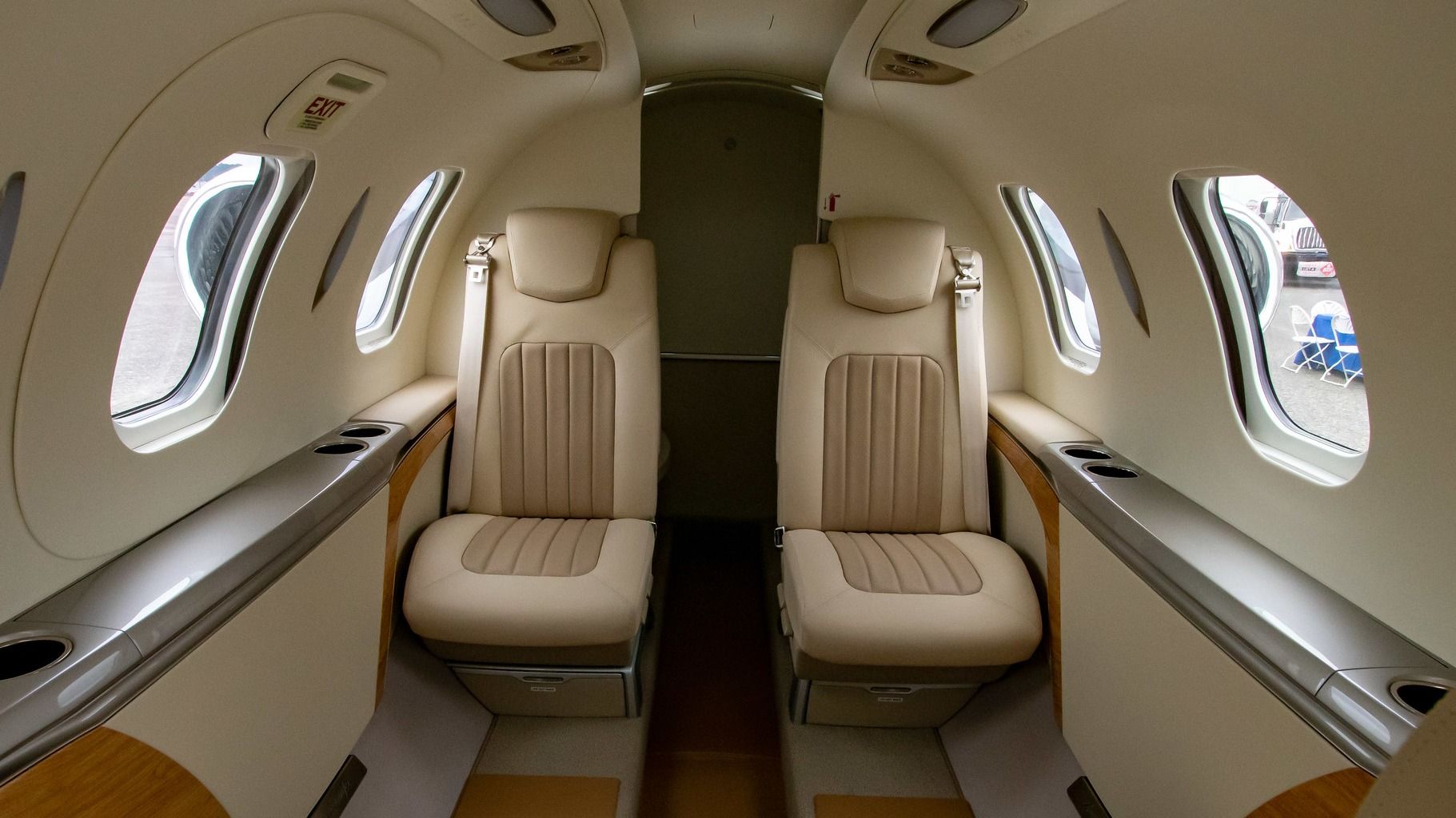 HondaJet Elite II interior