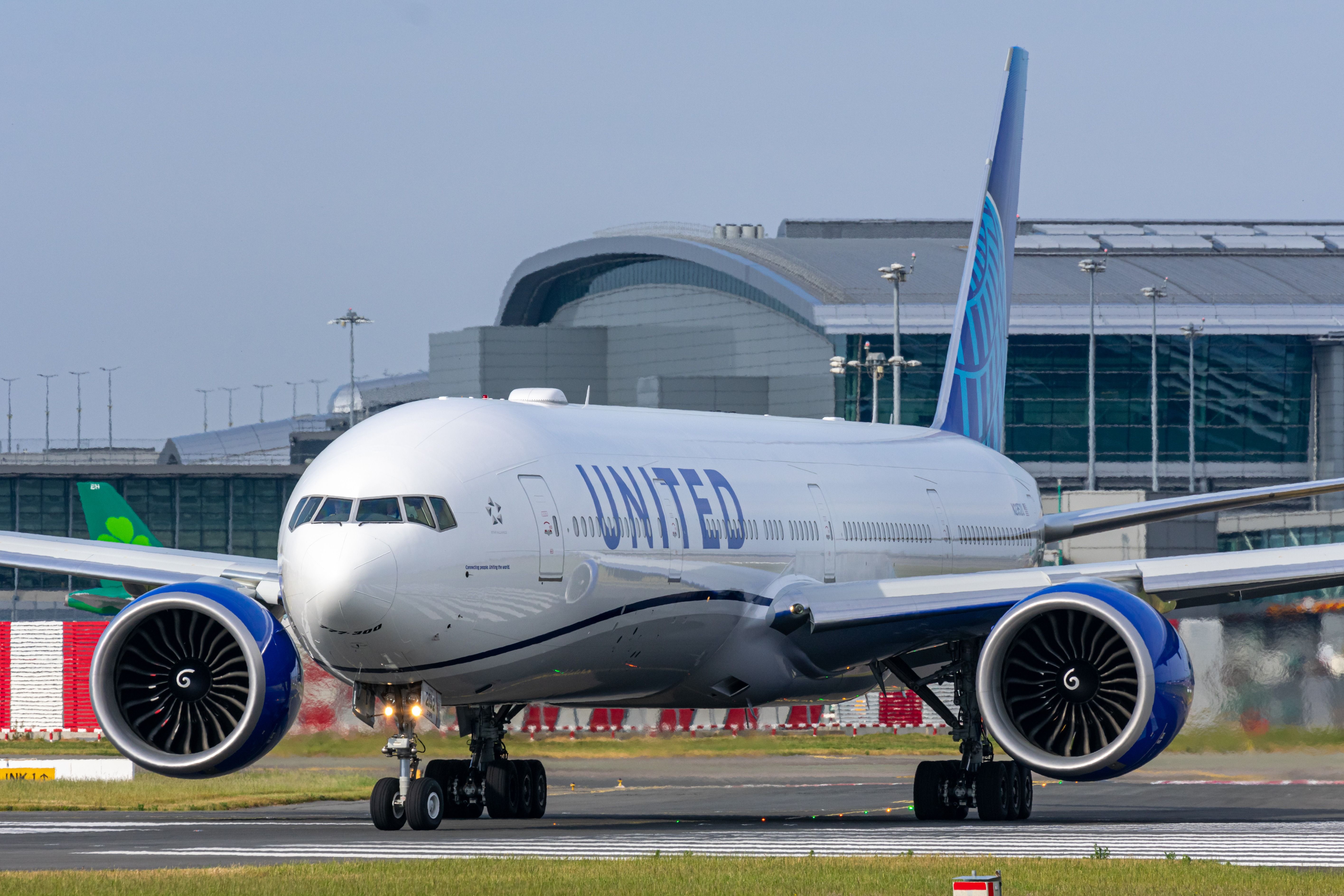 The Boeing 777 At United Airlines: A History