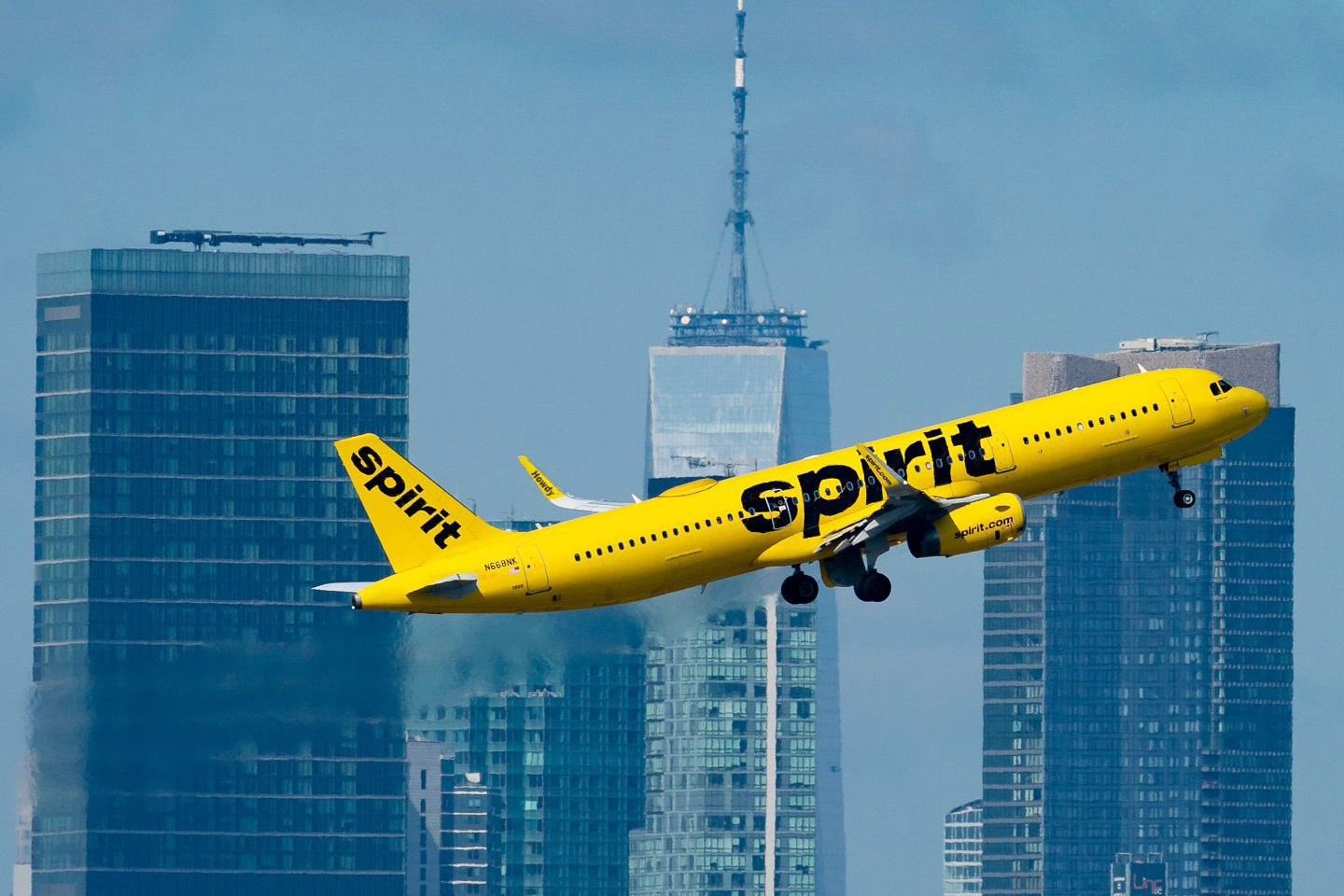 Spirit Airlines Airbus A321 taking off.