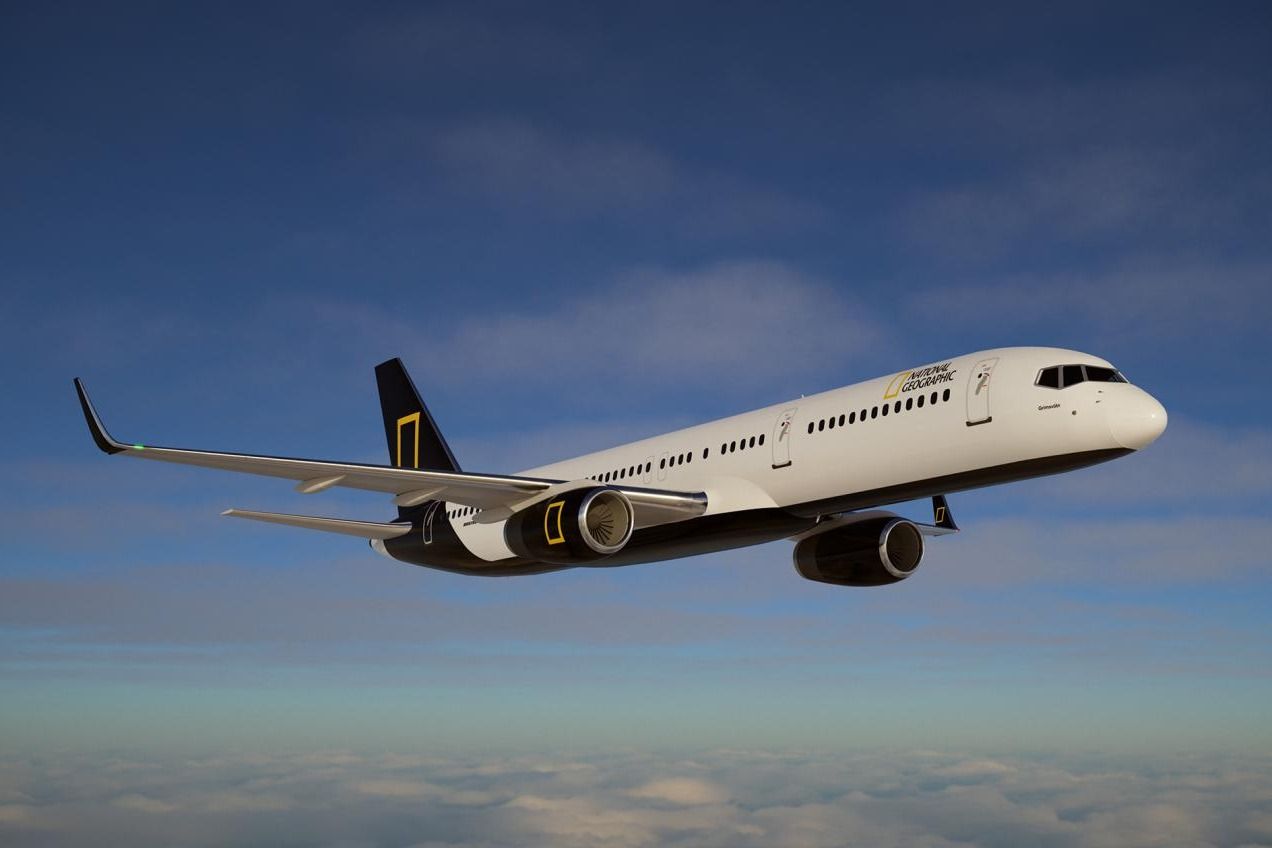 Icelandair National Geographic Boeing 757-200