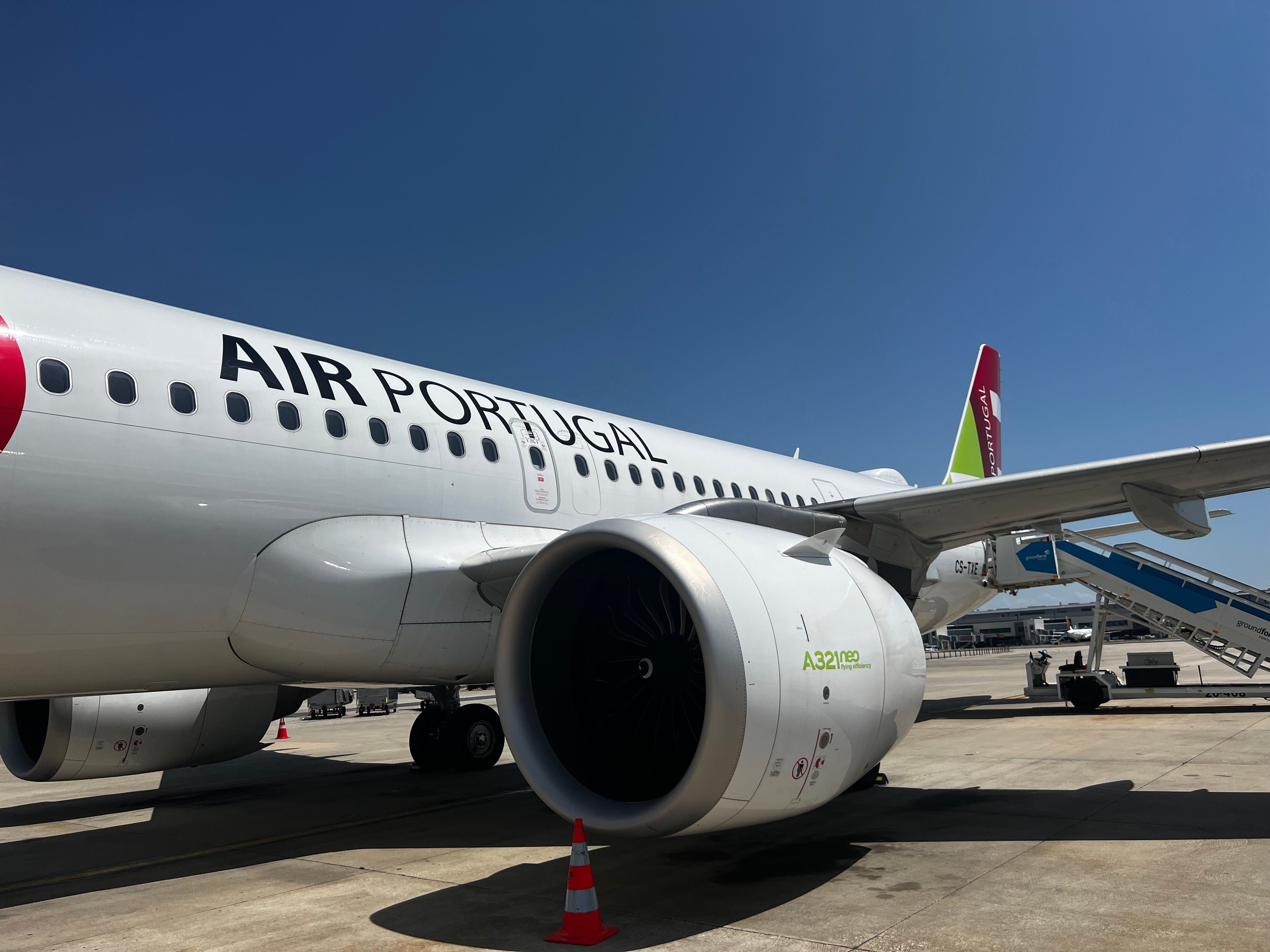 Flight Review: TAP Air Portugal Airbus A321LR From Lisbon To New York In  Economy