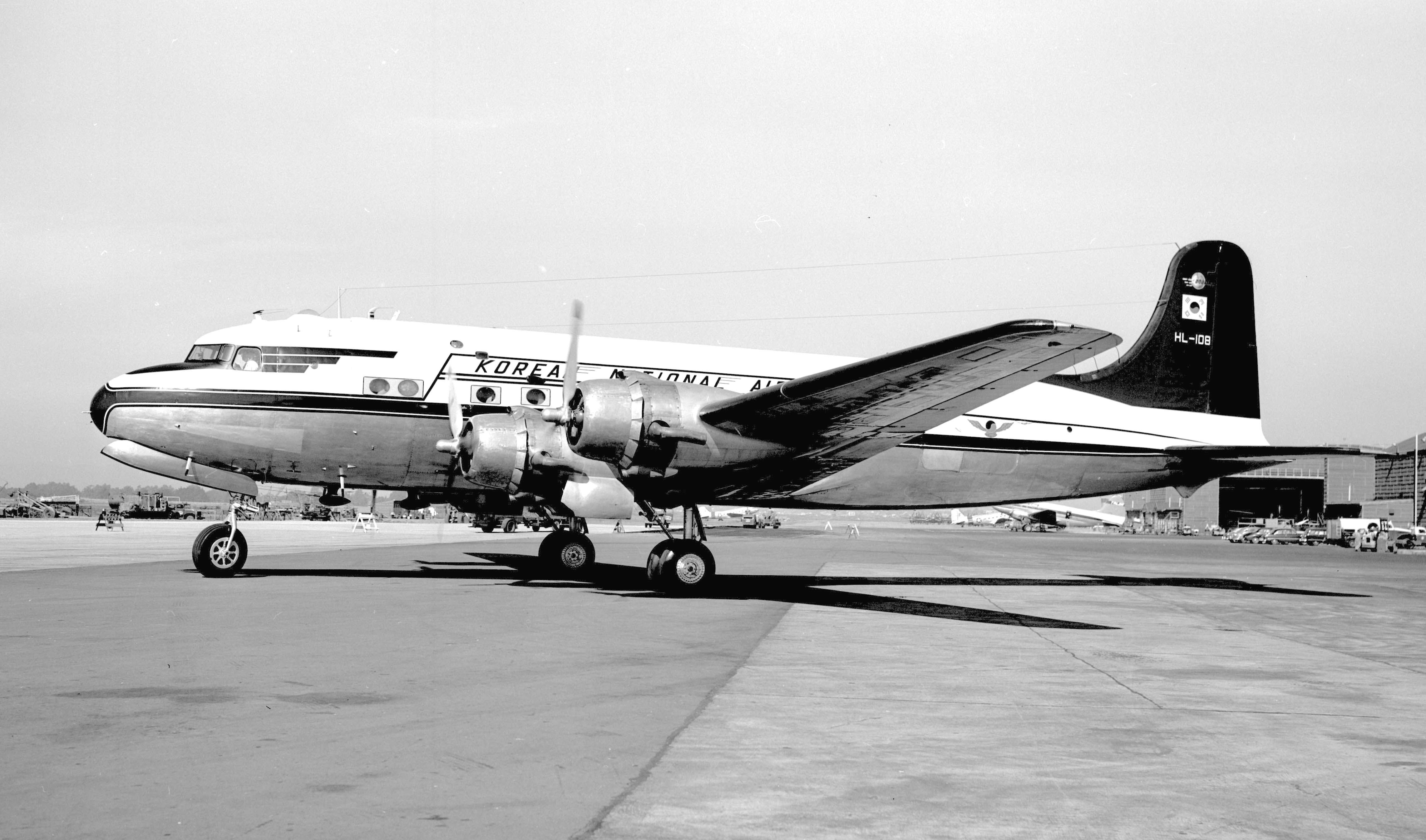 Korean National Airlines Douglas DC-4