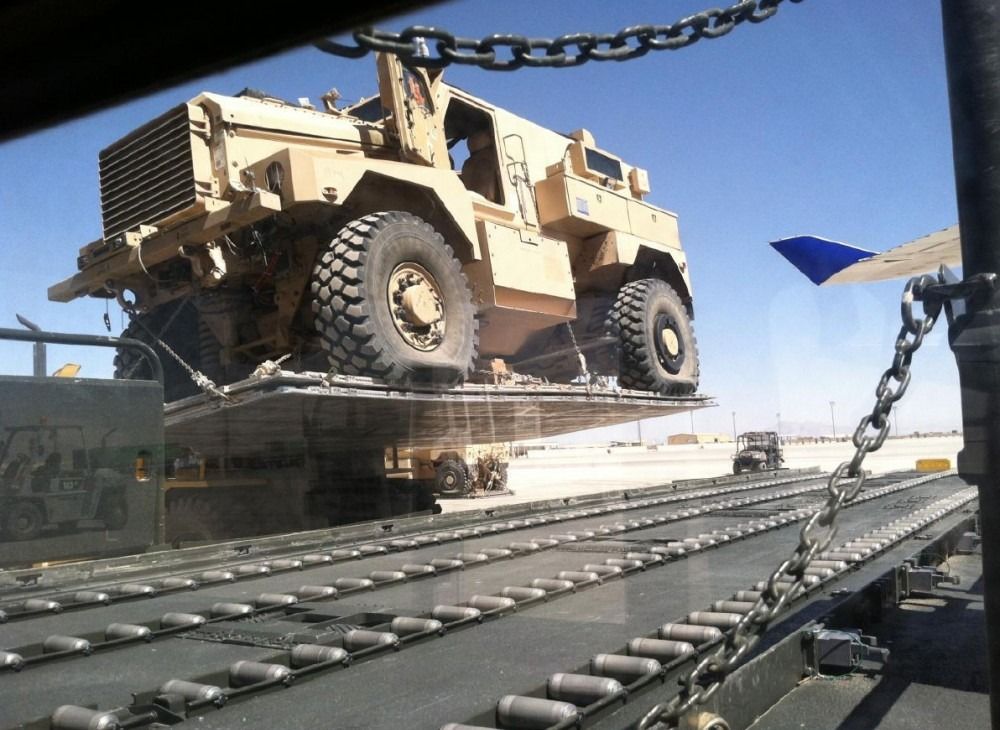 MRAP_being_loaded_onto_National_Airlines_Flight_102 (1)