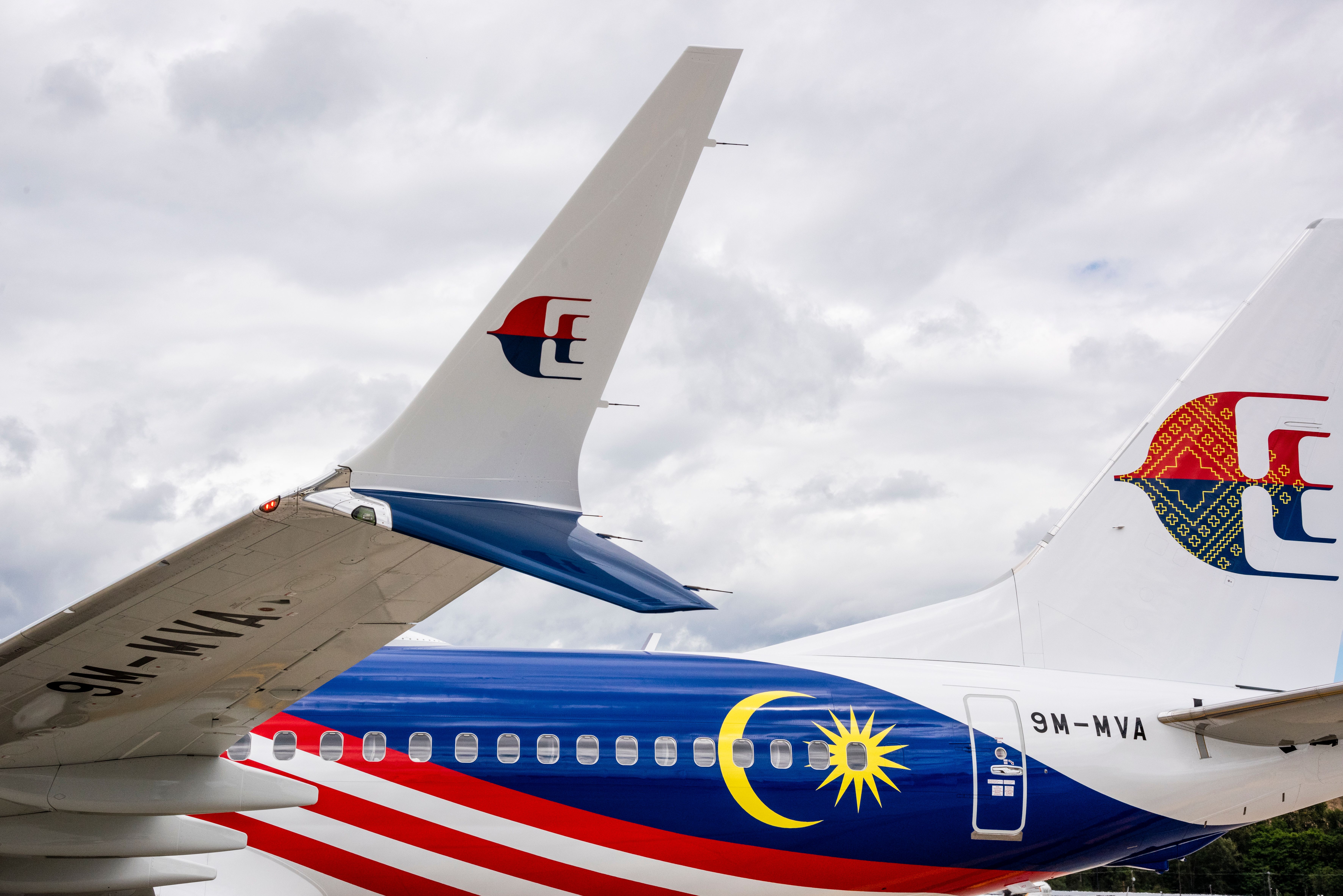 Malaysia Airlines' first B737 MAX 8 new livery