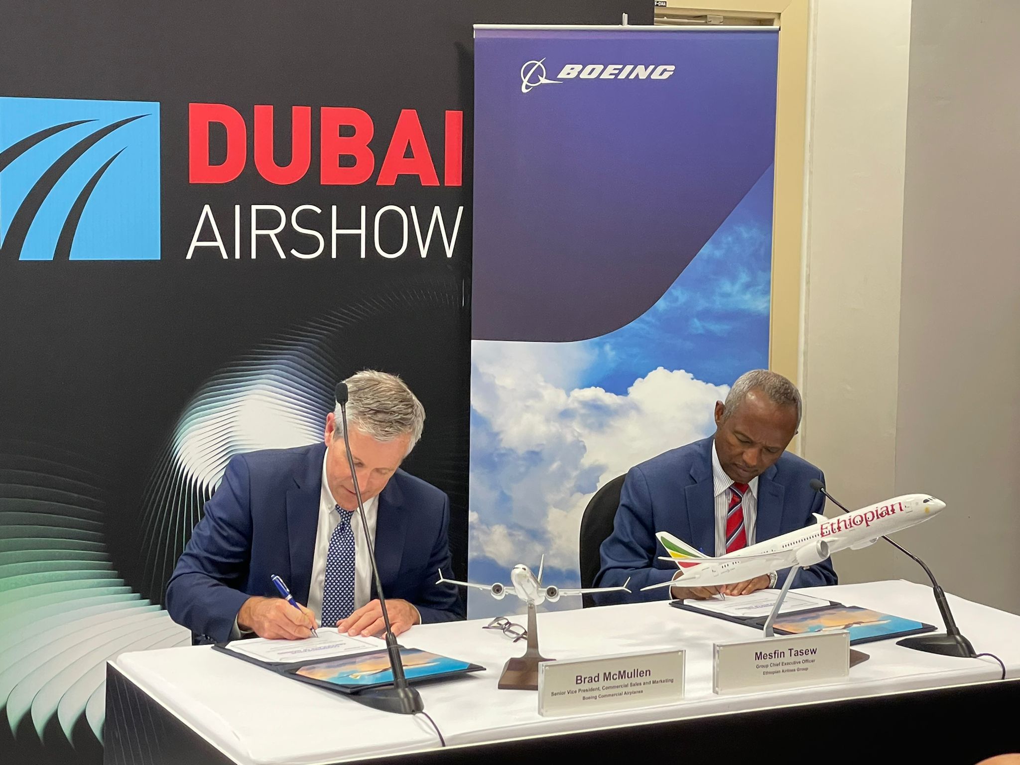 Executives of Boeing and Ethiopian Airlines at the Dubai Airshow 2023