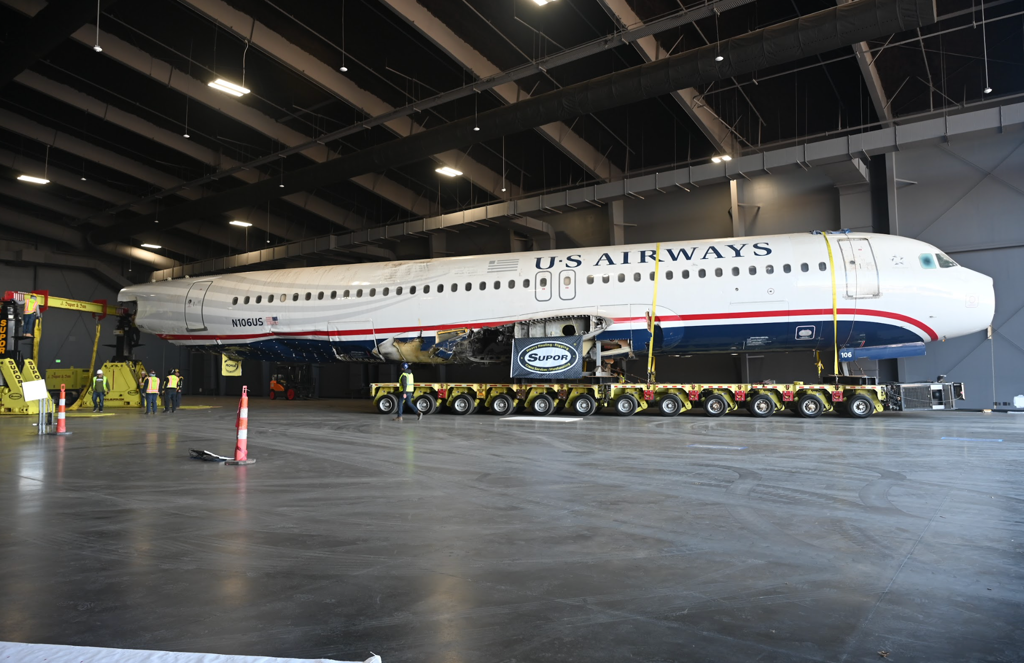 Transporting the A320 to the Sullenberger Aviation Museum