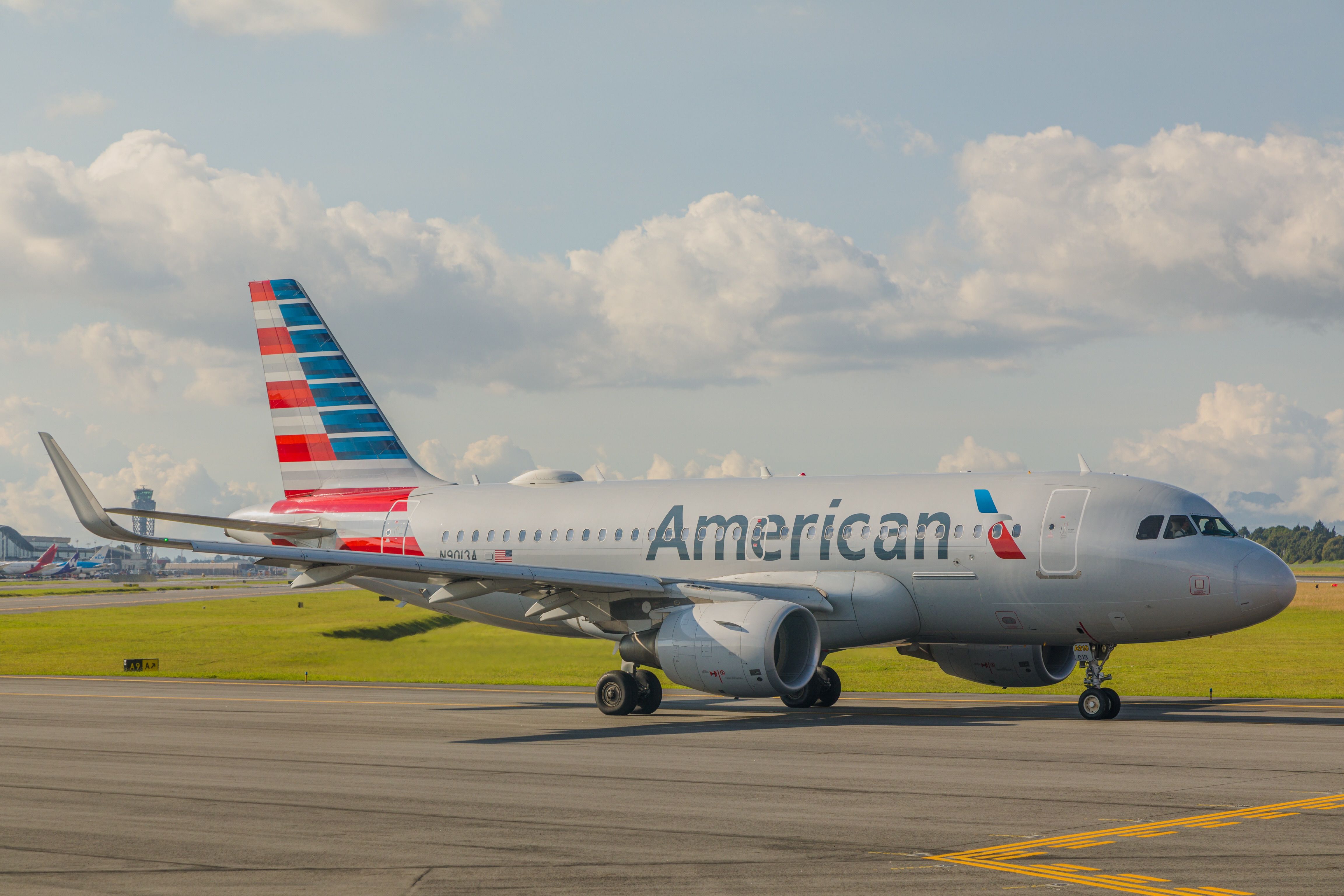 An American Airlines Airbus A319 standing on the taxiway