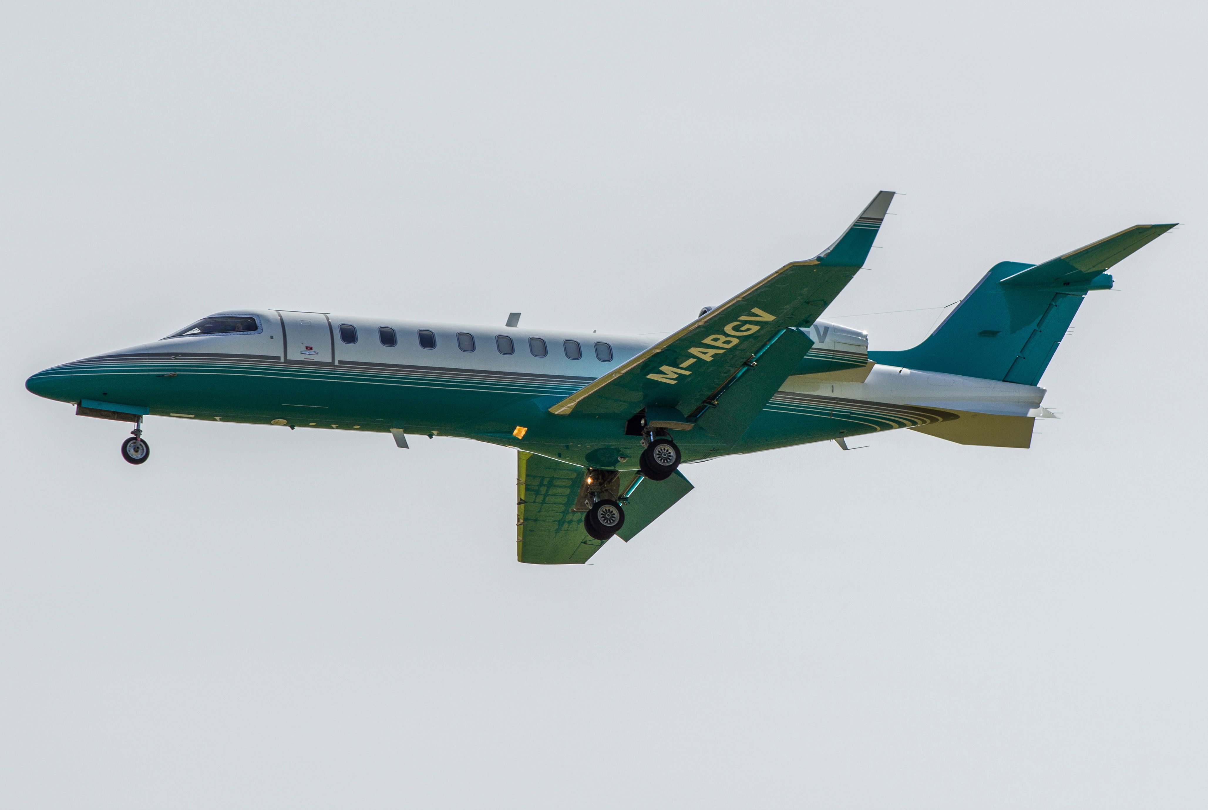 Ryanair Learjet 45 Landing In Kaunas