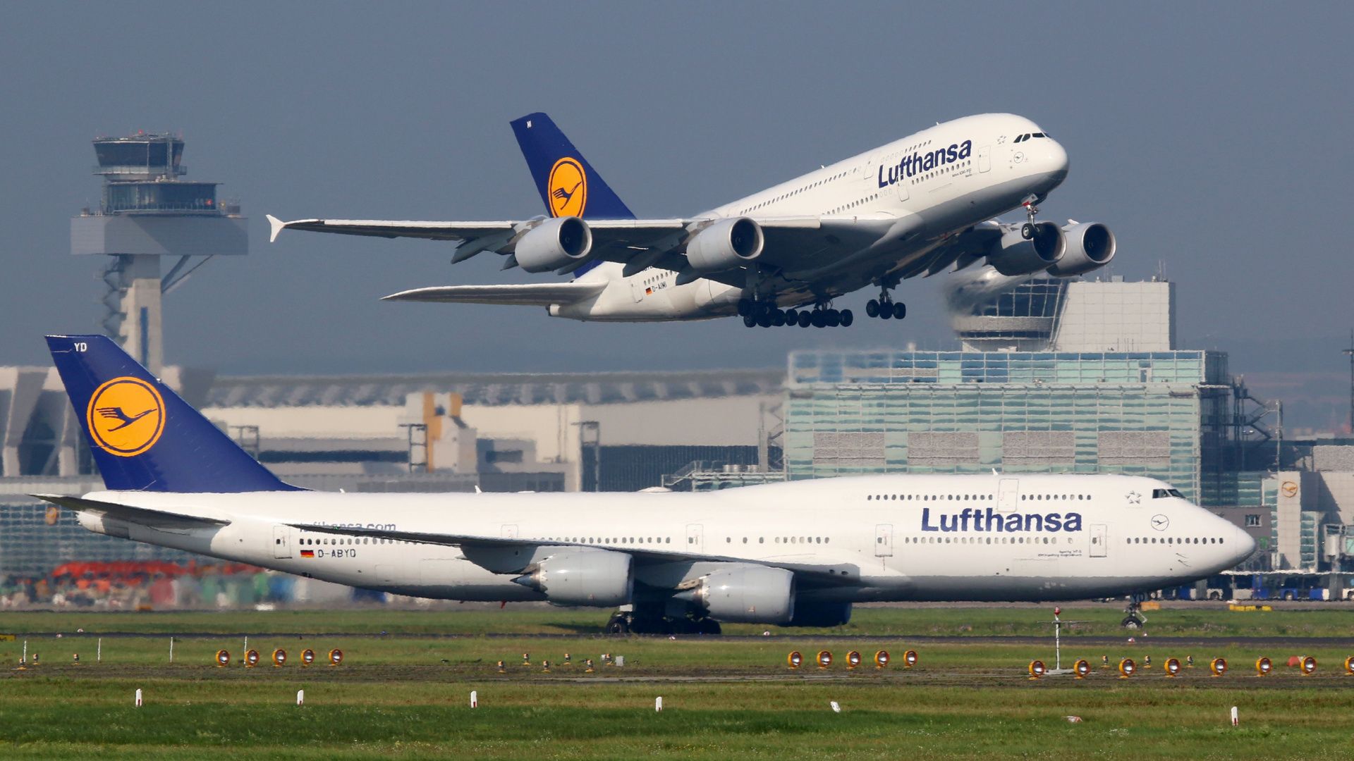Lufthansa A380 and 747 Shutterstock_224217388