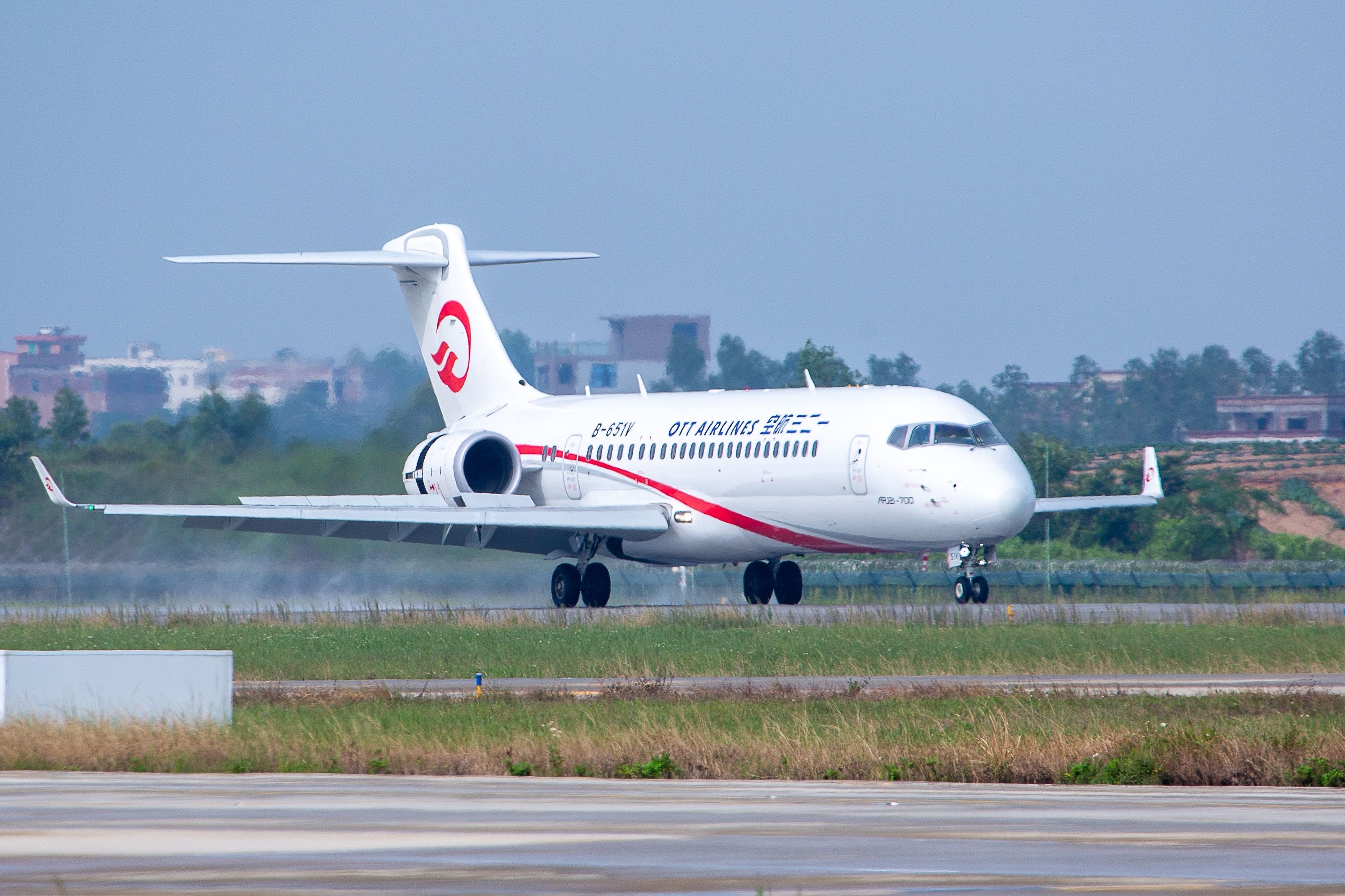 OTT airline ARJ21-700 landing at Zhanjiang Wuchuan airport