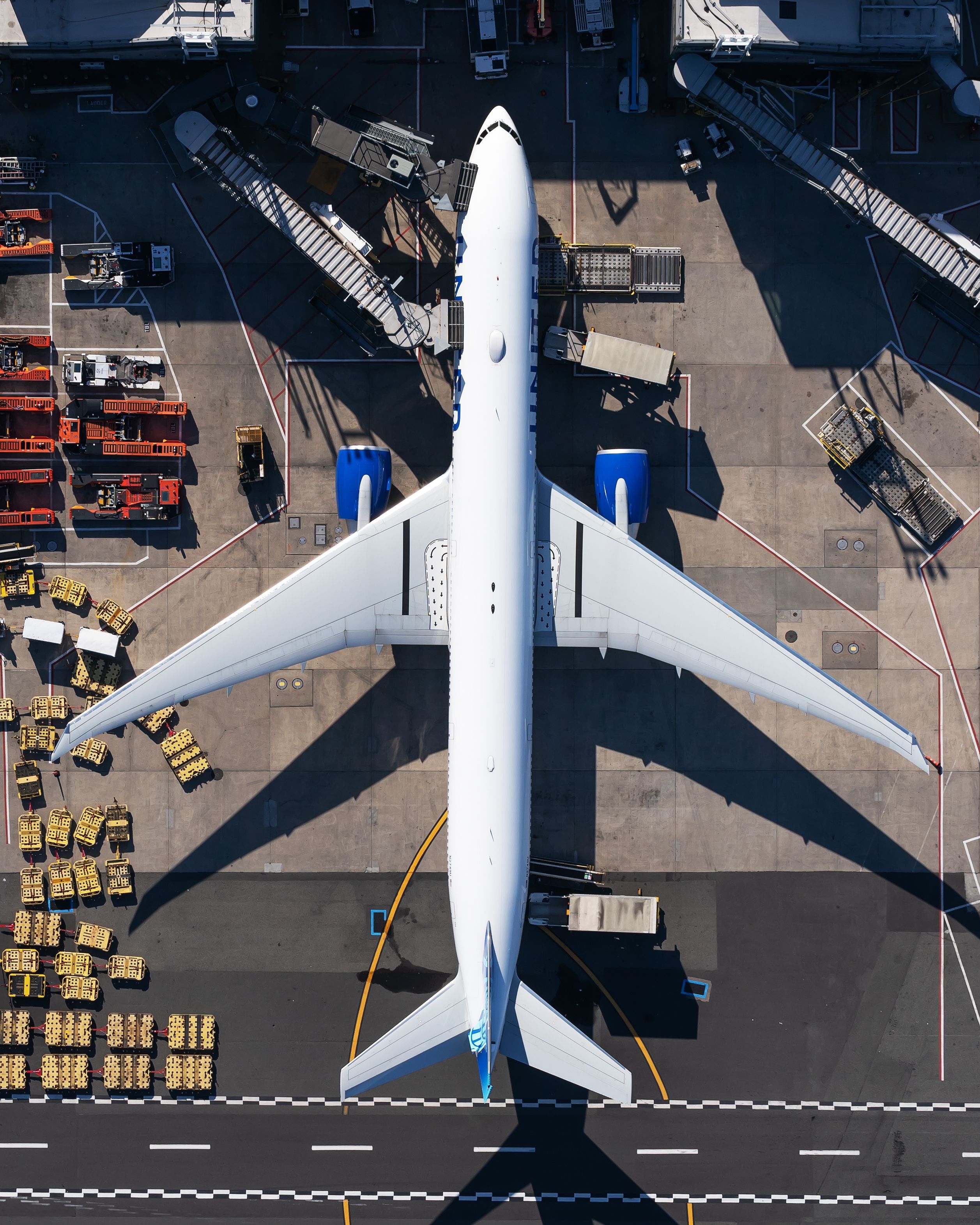 The Boeing 777 At United Airlines: A History