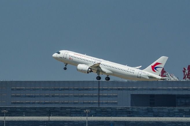 A China Eastern COMAC C919 just after take off.