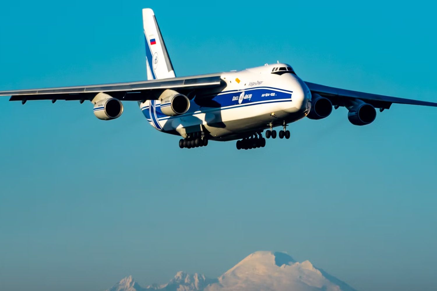 2mp_of_an-124-on-final-with-mt-baker-in-background_01-1