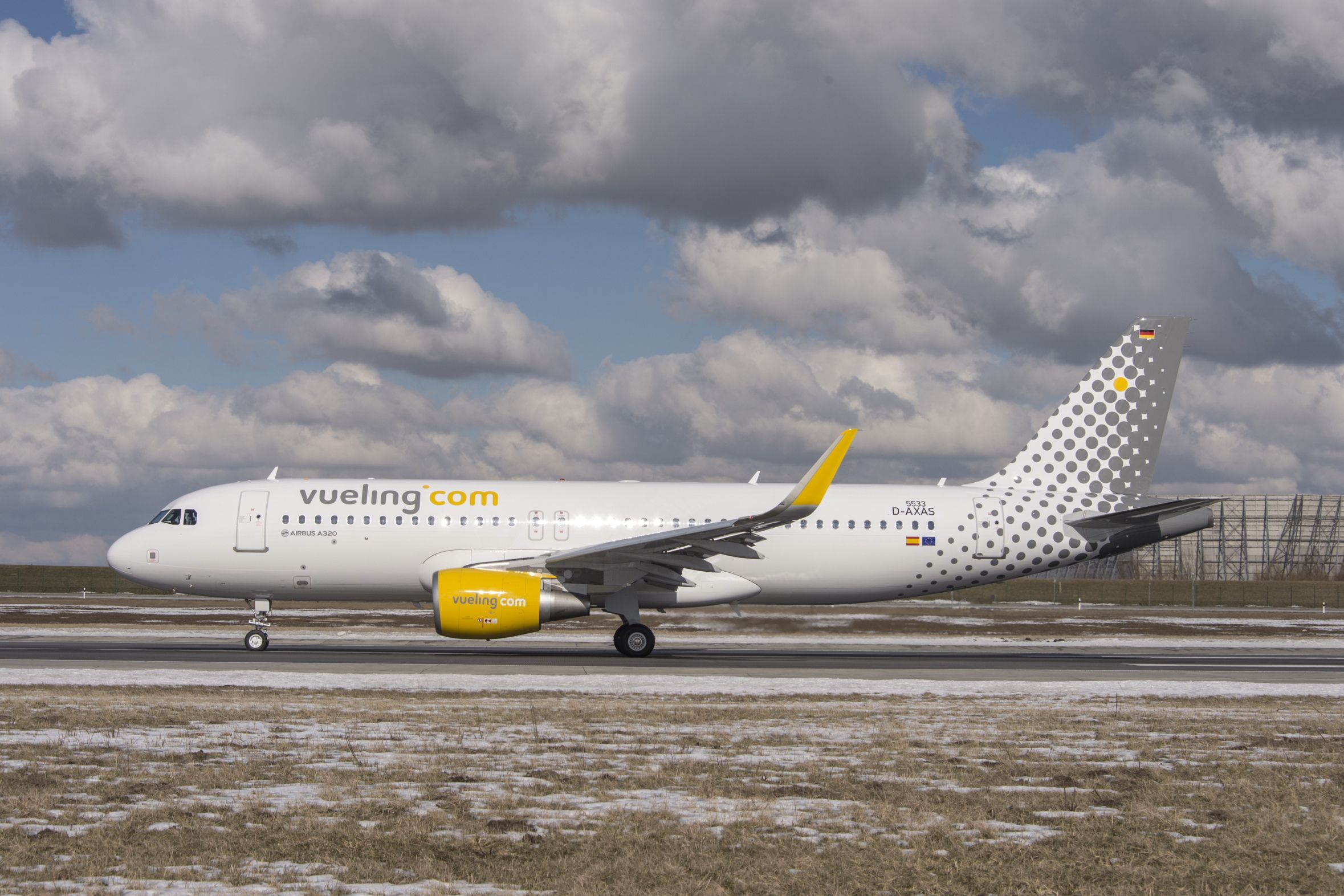 Airbus A320 of Vueling with sharklet