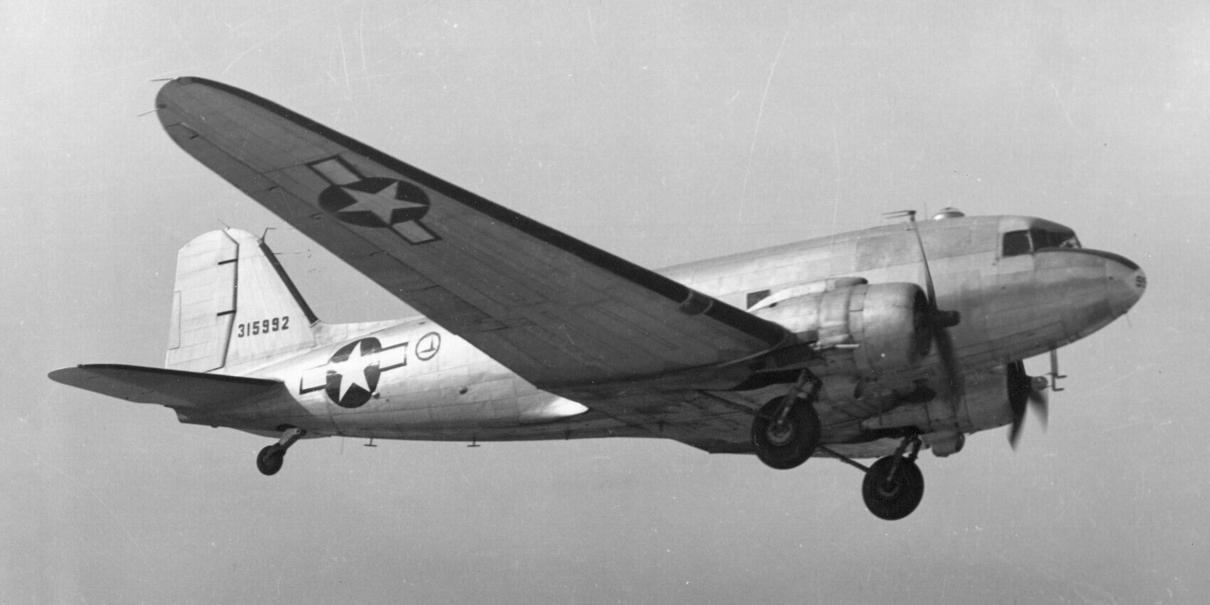 Douglas_C-47_Skytrain