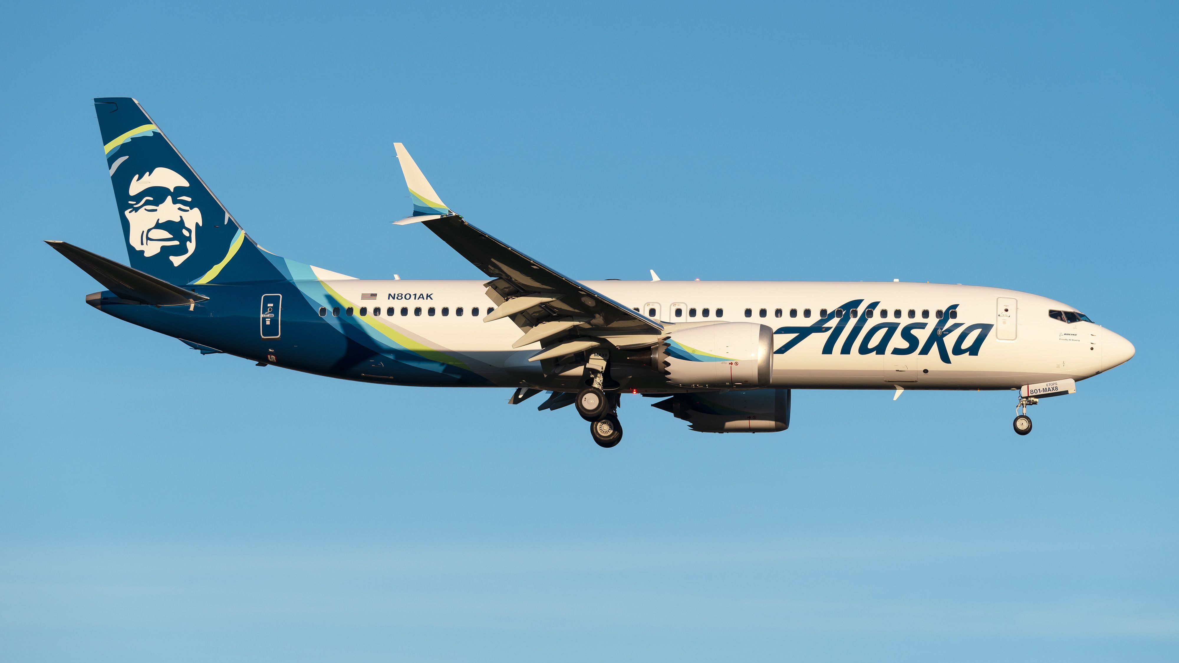 Alaska Airlines Resumes Anchorage - New York JFK Summer Services