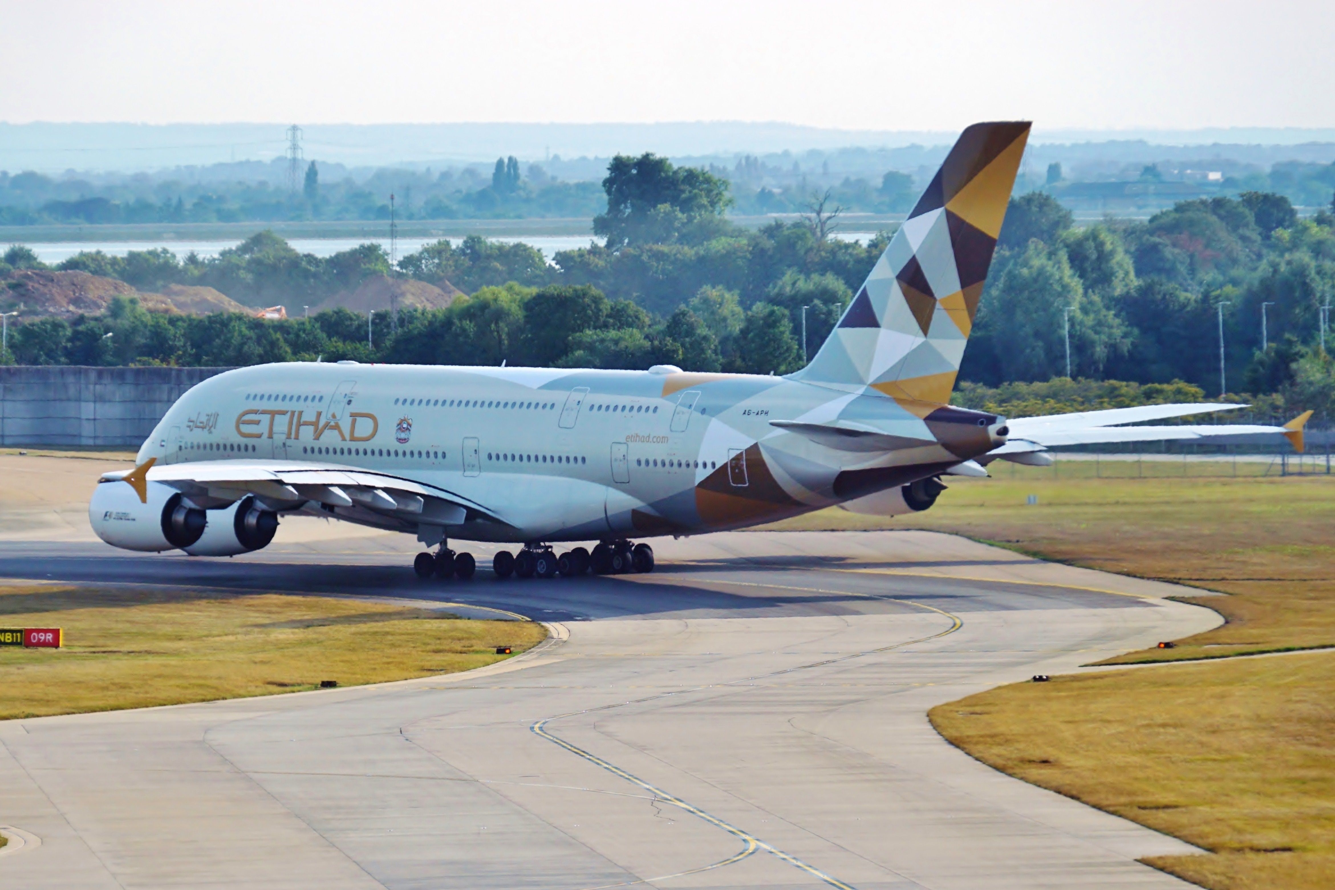 Etihad A380 Heathrow 