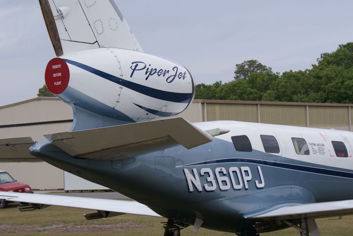 The Piper PA-47 as seen from behind.